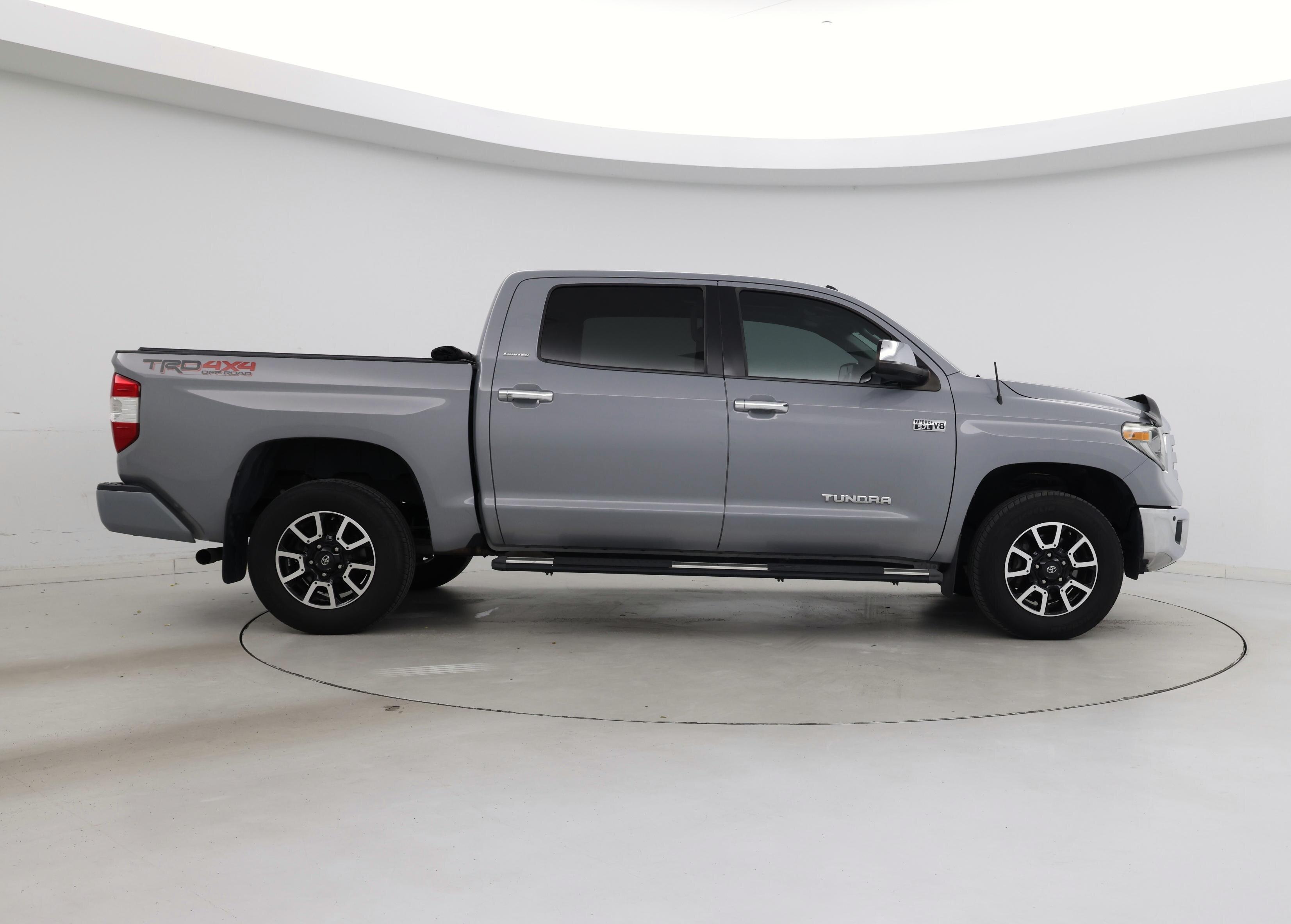 Thumbnail: 2018 Toyota Tundra - 7