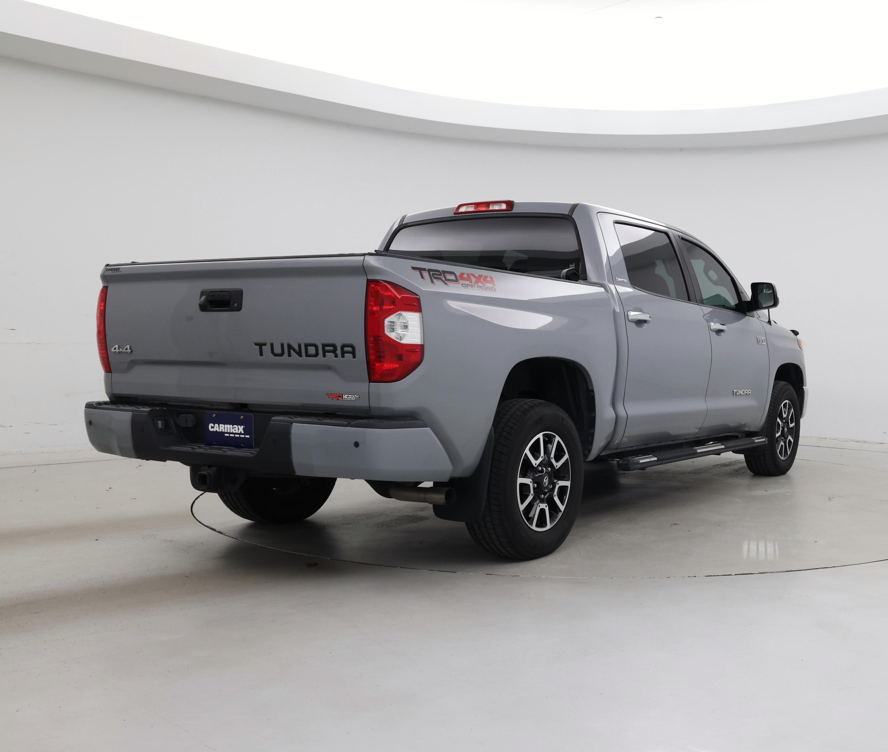 Thumbnail: 2018 Toyota Tundra - 8