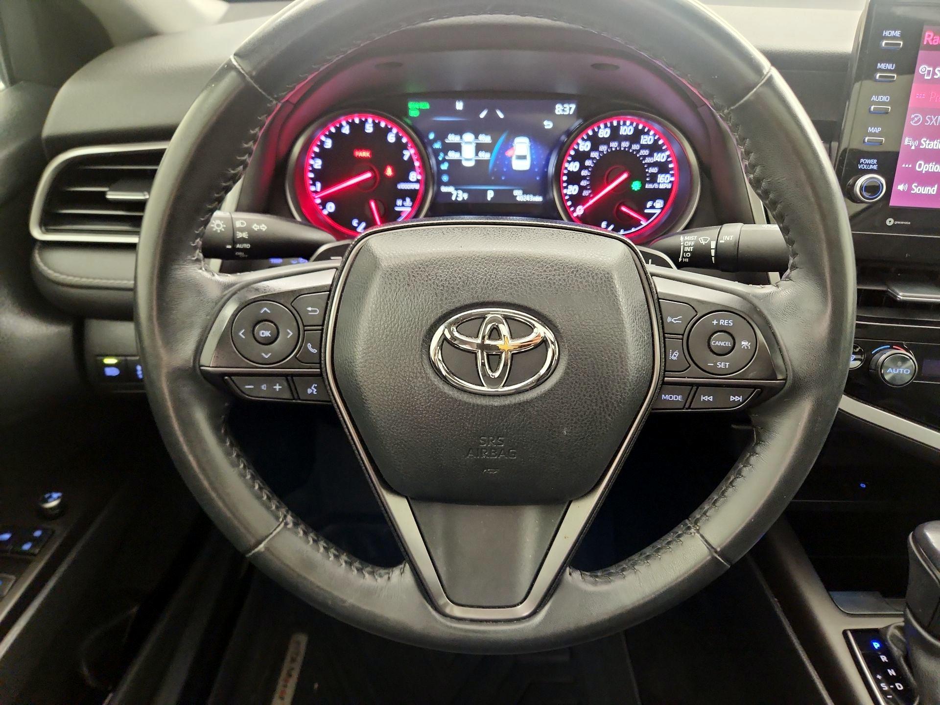 Thumbnail: 2022 Toyota Camry - 10