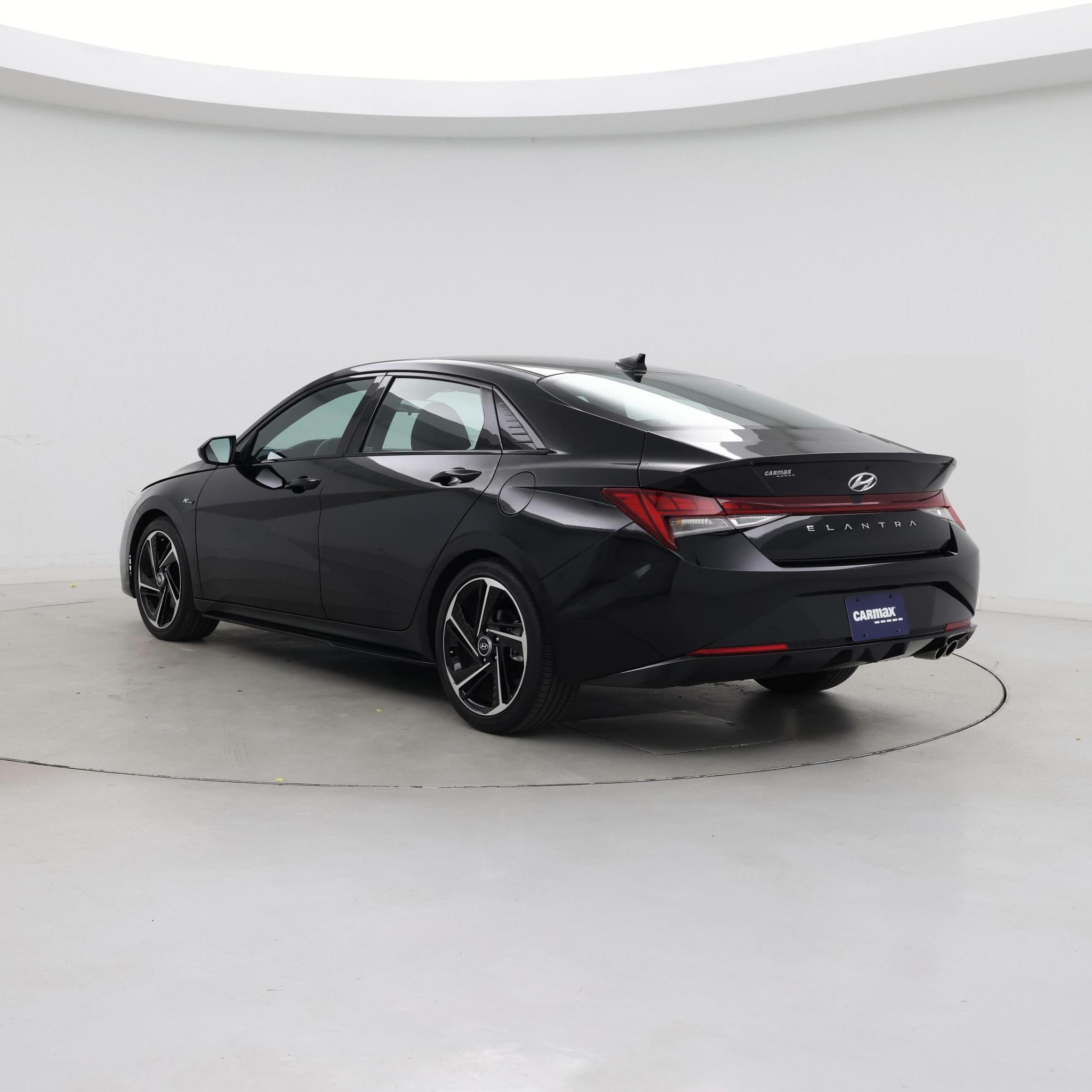 Thumbnail: 2023 Hyundai Elantra - 2