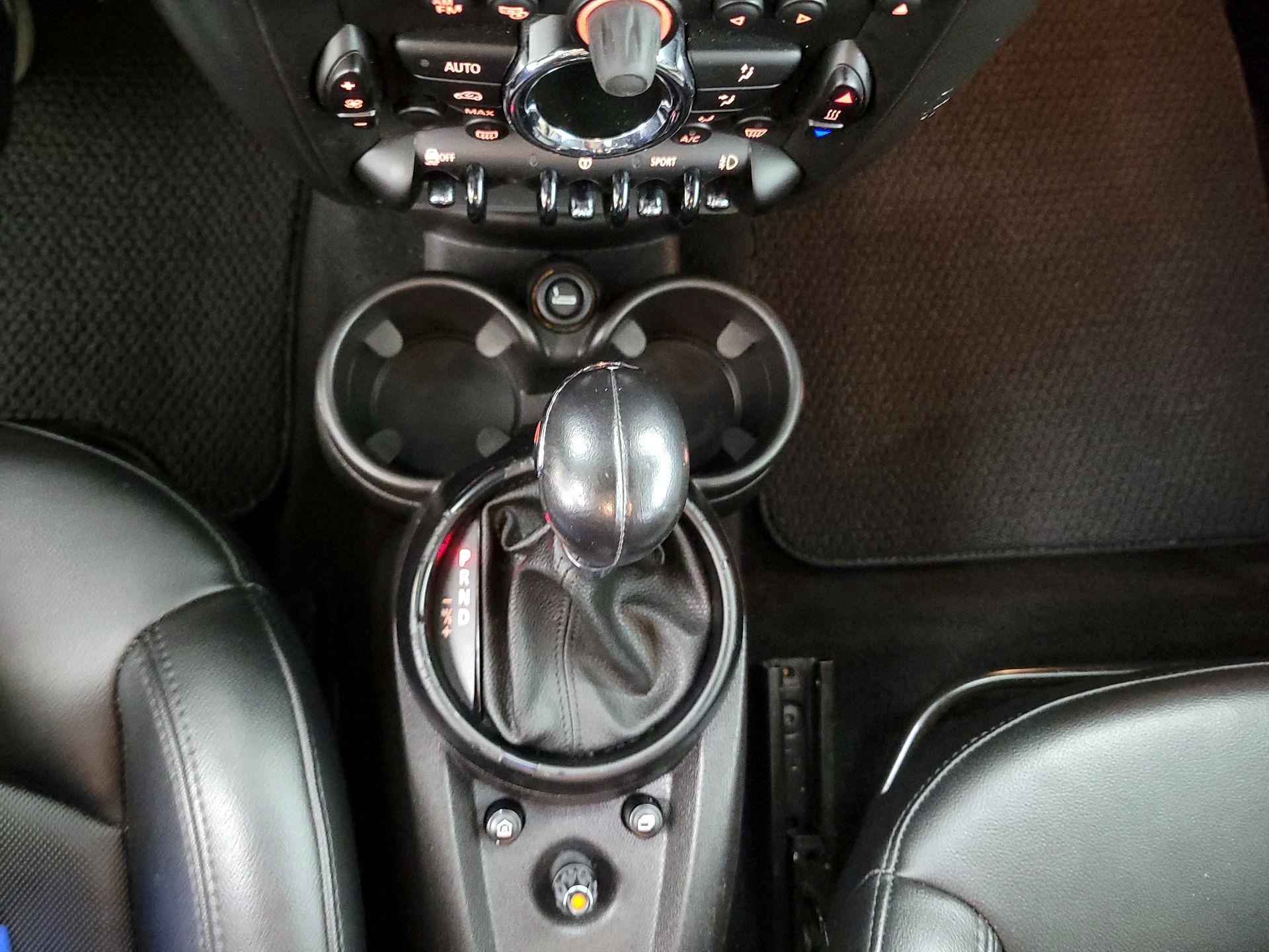 Thumbnail: 2016 MINI Cooper Countryman - 15