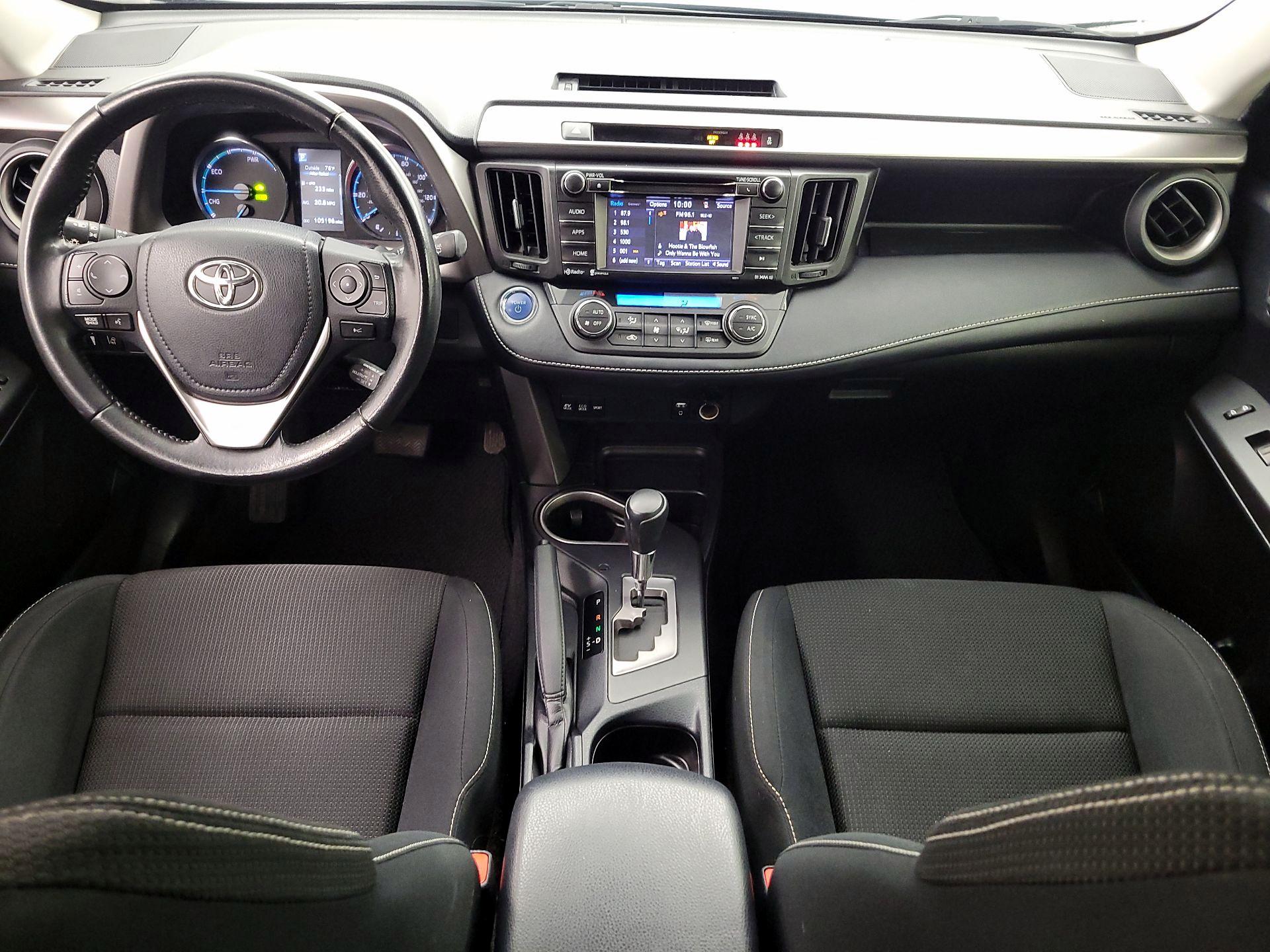Thumbnail: 2017 Toyota RAV4 - 9