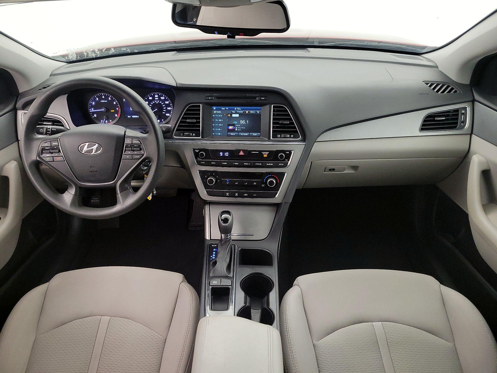 Thumbnail: 2016 Hyundai Sonata - 9