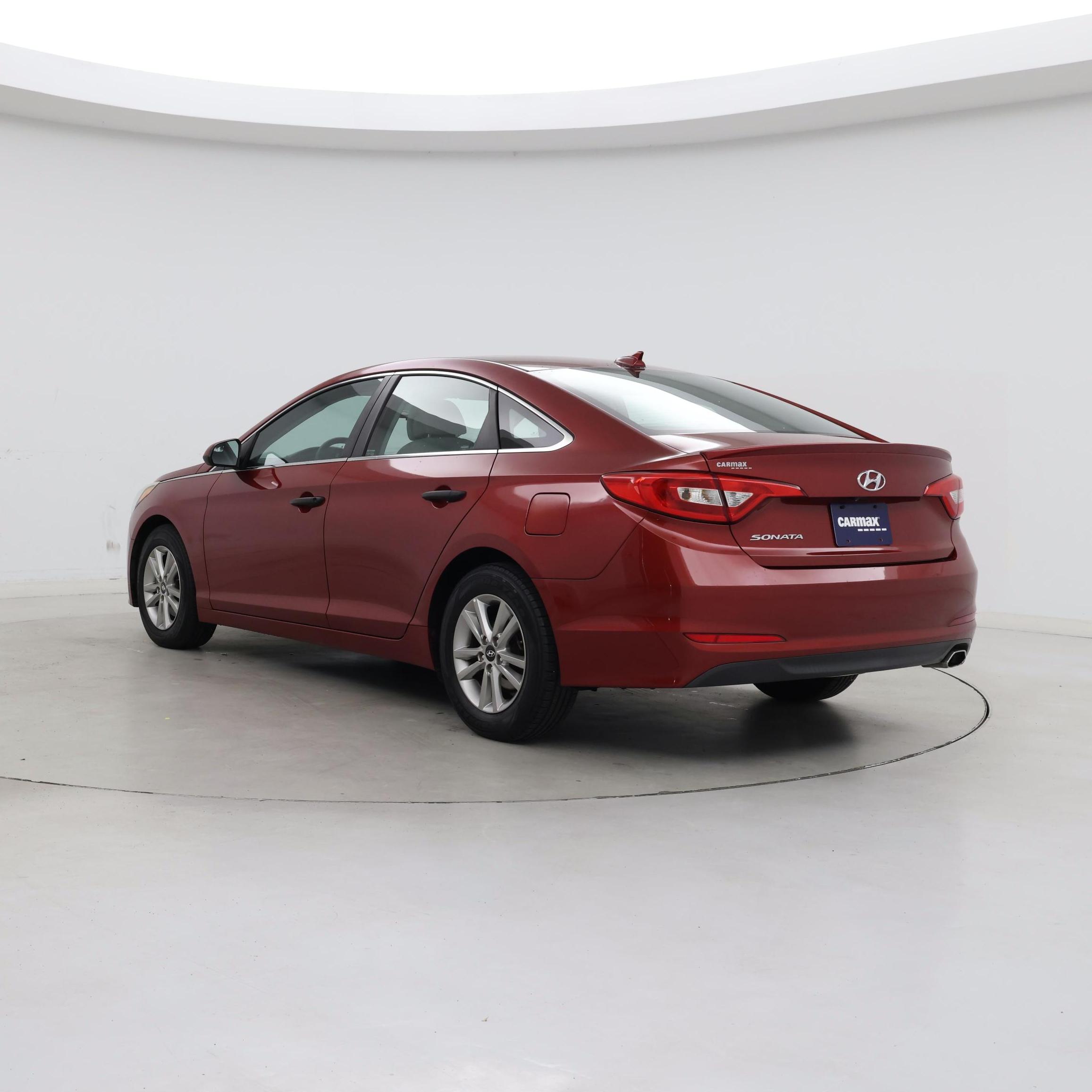 Thumbnail: 2016 Hyundai Sonata - 2