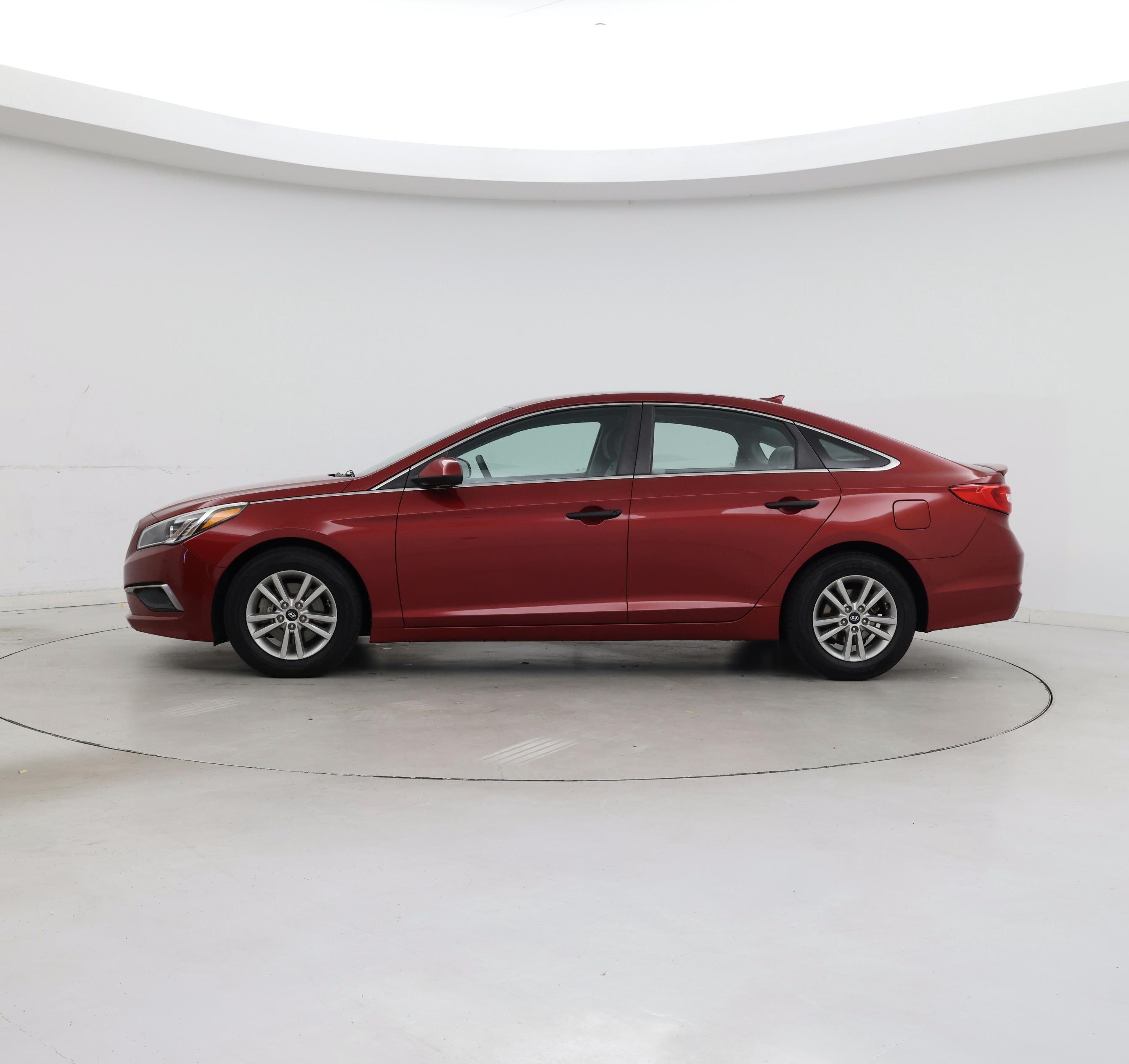 Thumbnail: 2016 Hyundai Sonata - 3