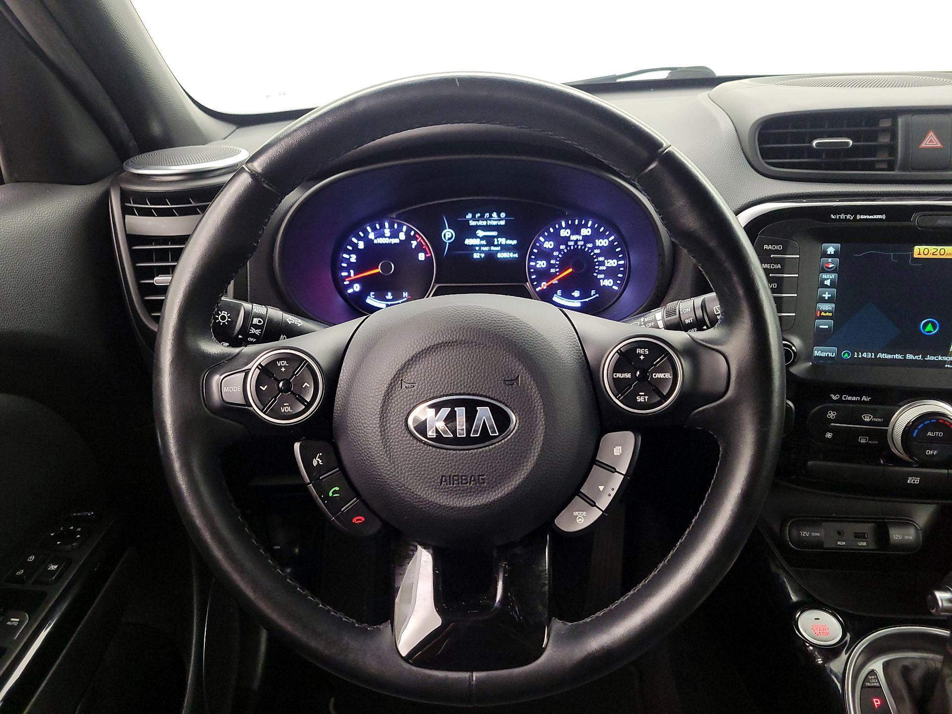 Thumbnail: 2014 Kia Soul - 10