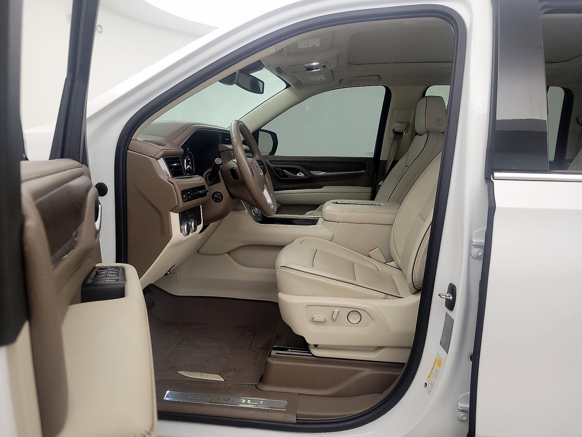 Thumbnail: 2021 GMC Yukon XL - 11