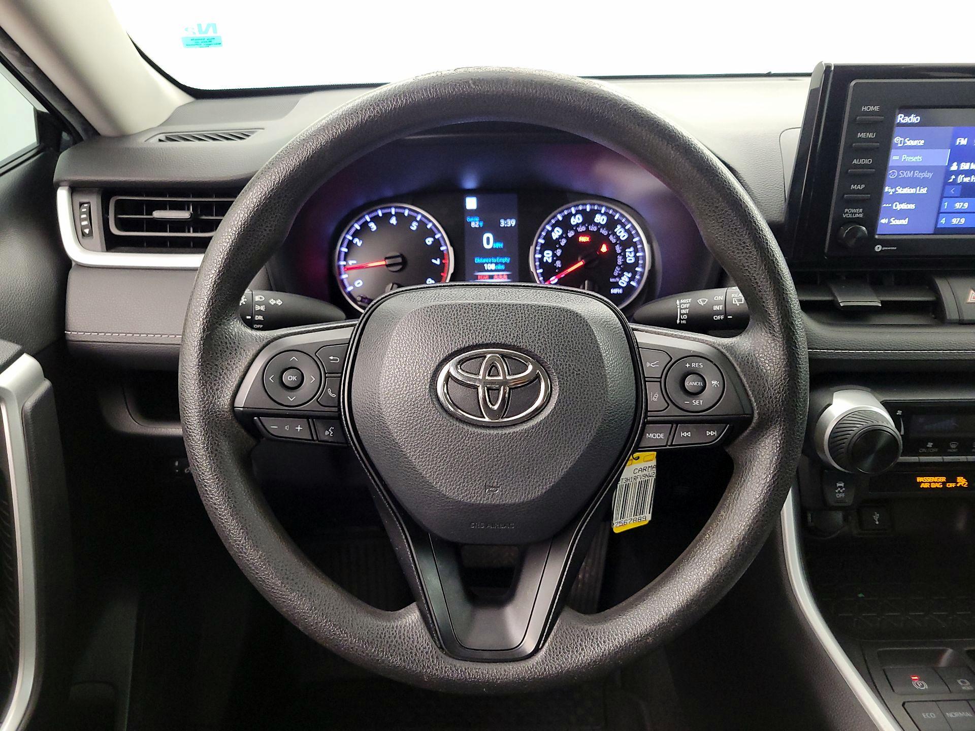 Thumbnail: 2022 Toyota RAV4 - 10