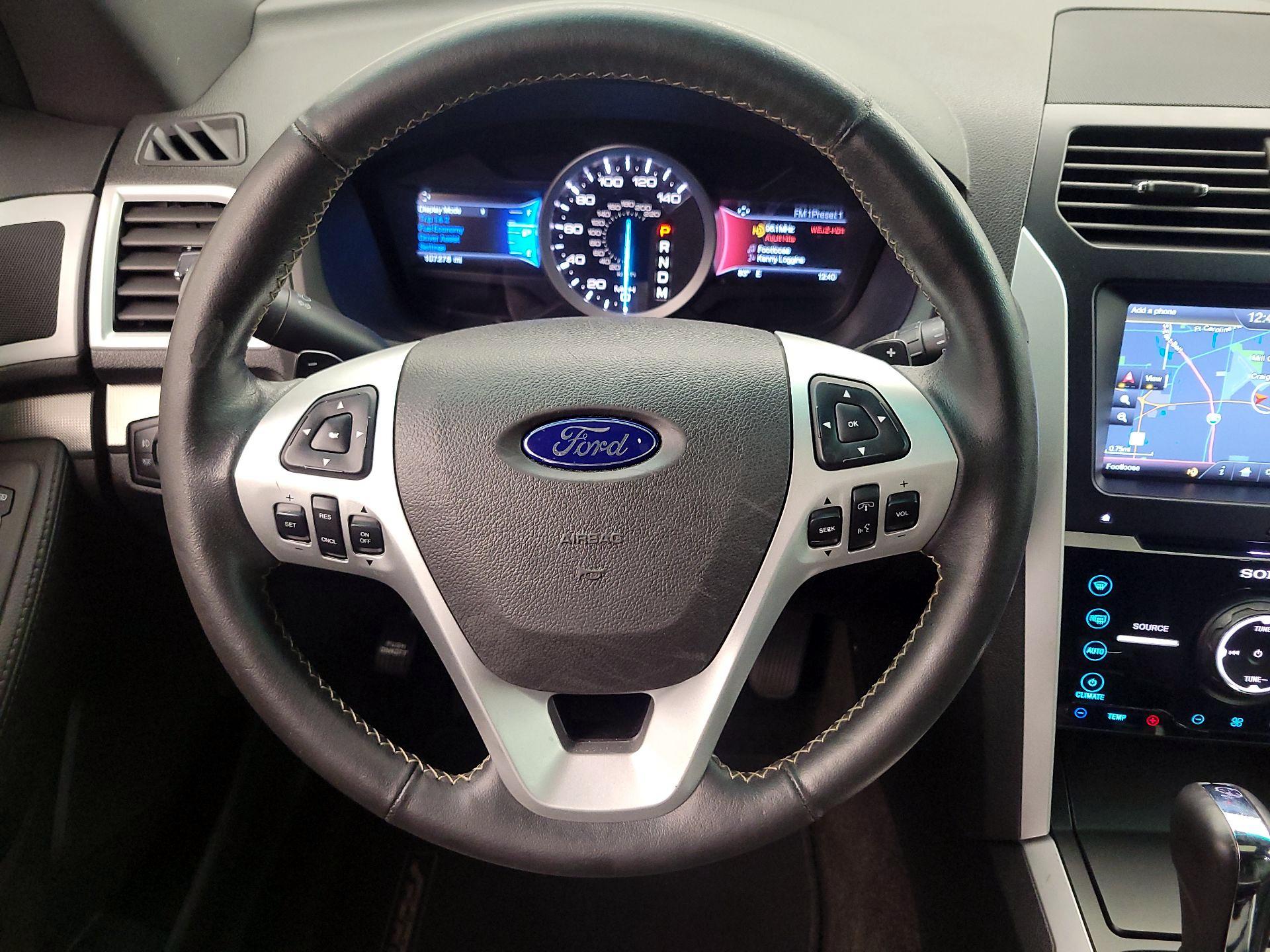 Thumbnail: 2015 Ford Explorer - 10