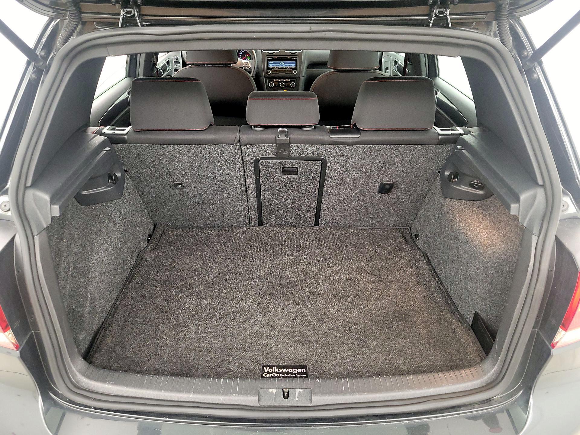 Thumbnail: 2014 Volkswagen Golf - 19