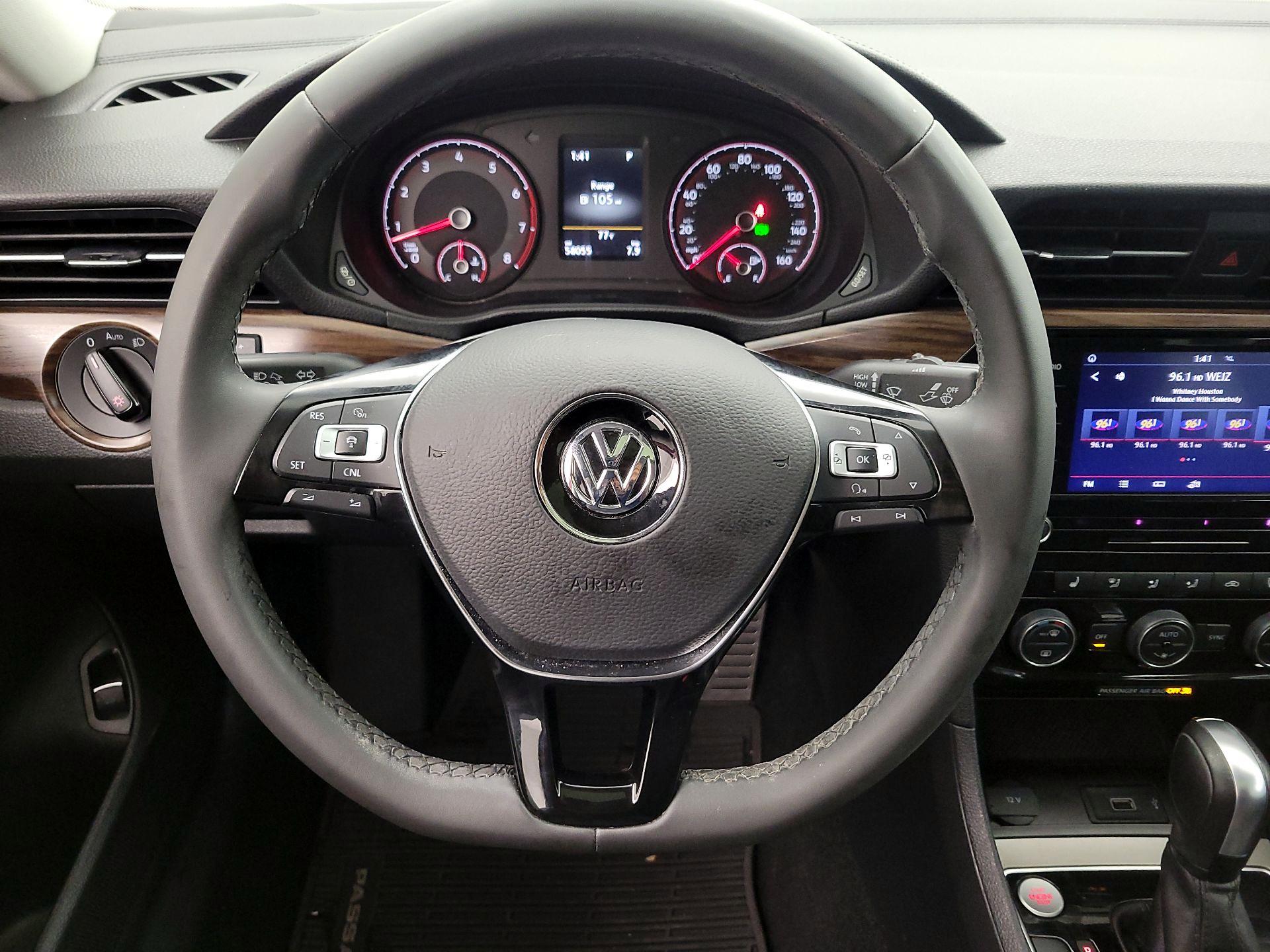 Thumbnail: 2022 Volkswagen Passat - 10