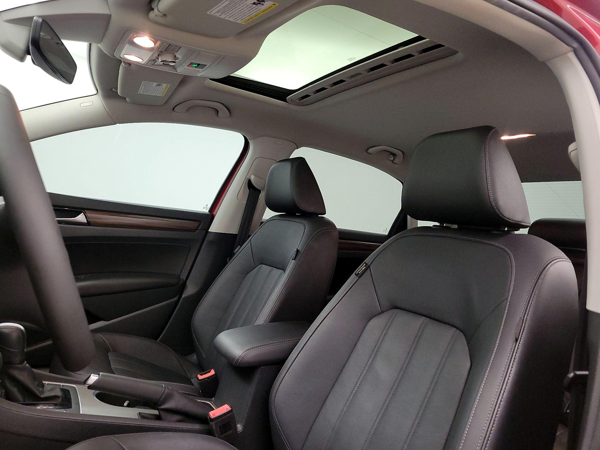 Thumbnail: 2022 Volkswagen Passat - 19