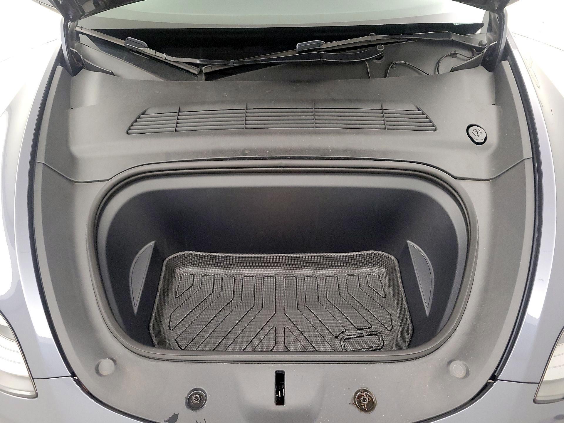 Thumbnail: 2023 Tesla Model Y - 20