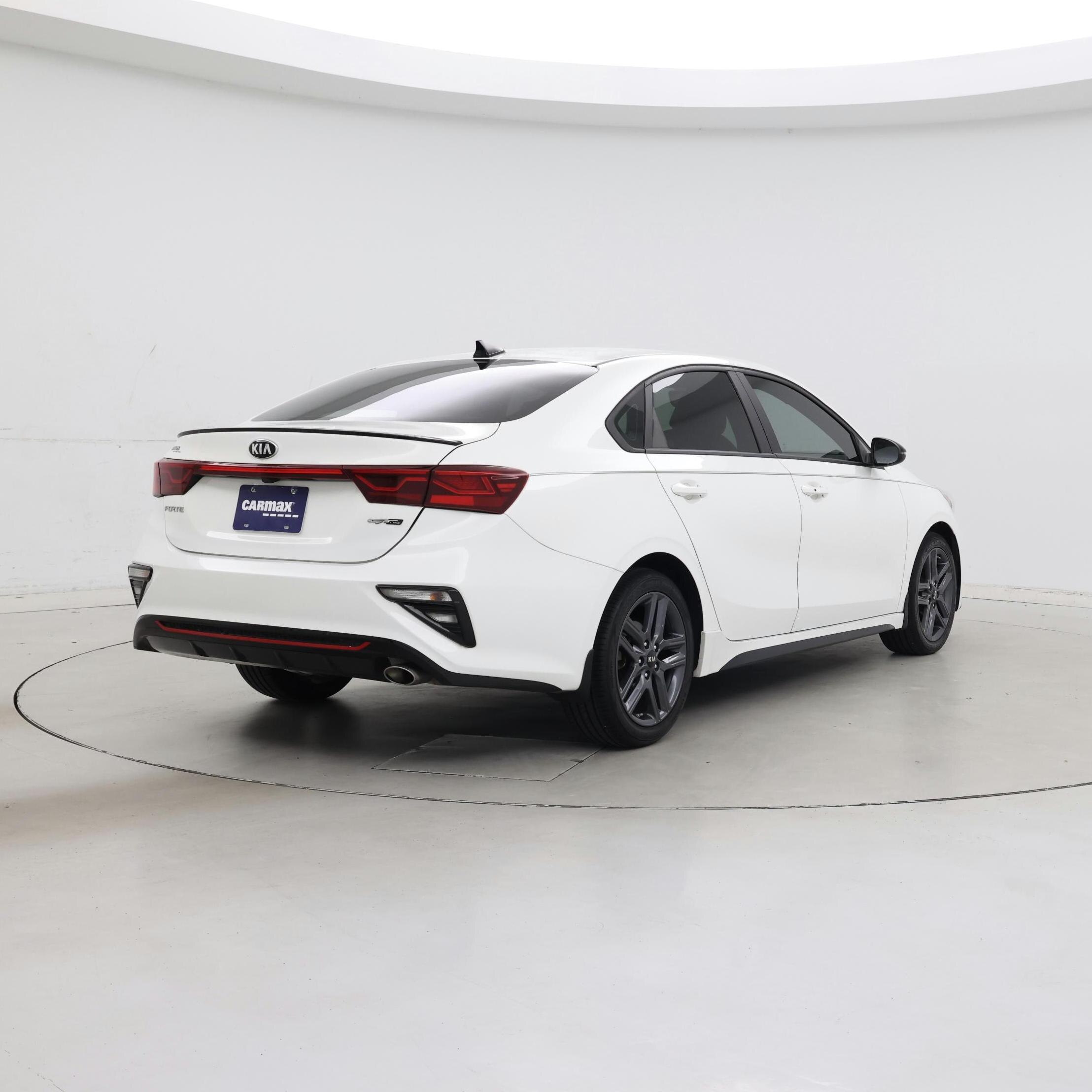 Thumbnail: 2021 Kia Forte - 8