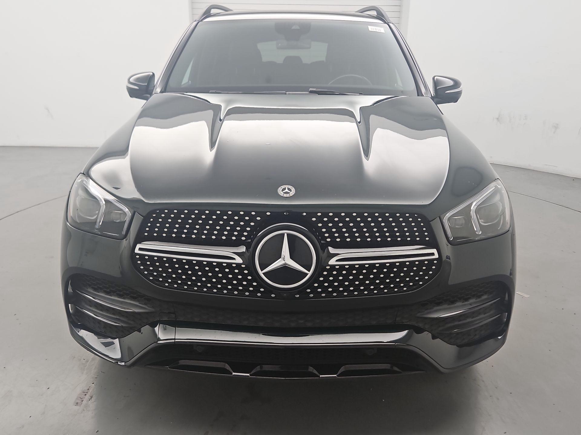Thumbnail: 2020 Mercedes-Benz GLE - 2