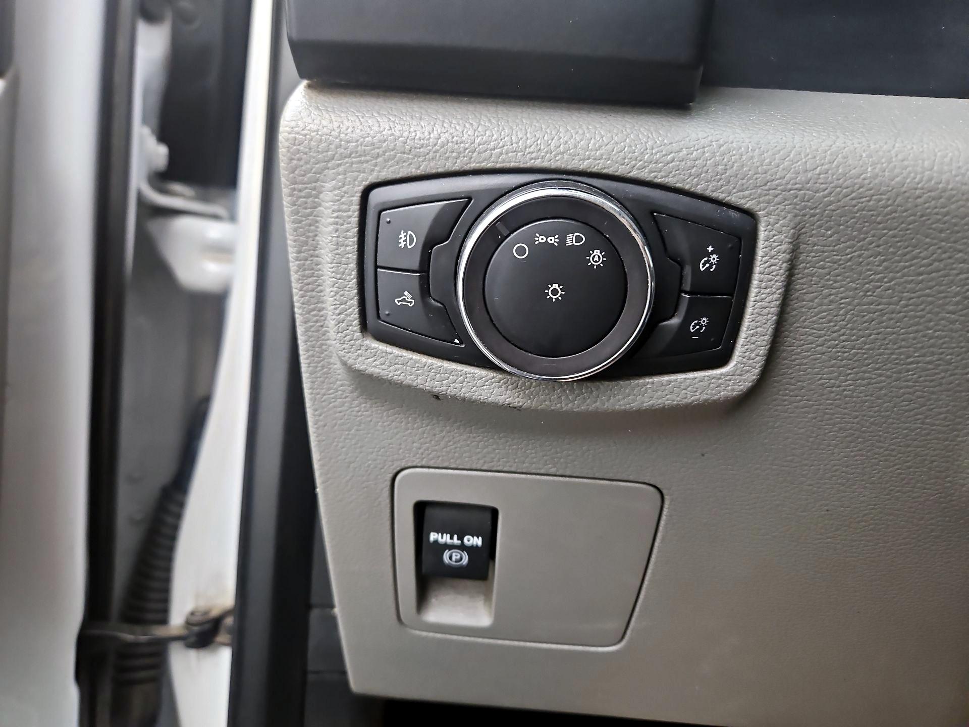 Thumbnail: 2019 Ford F-150 - 13