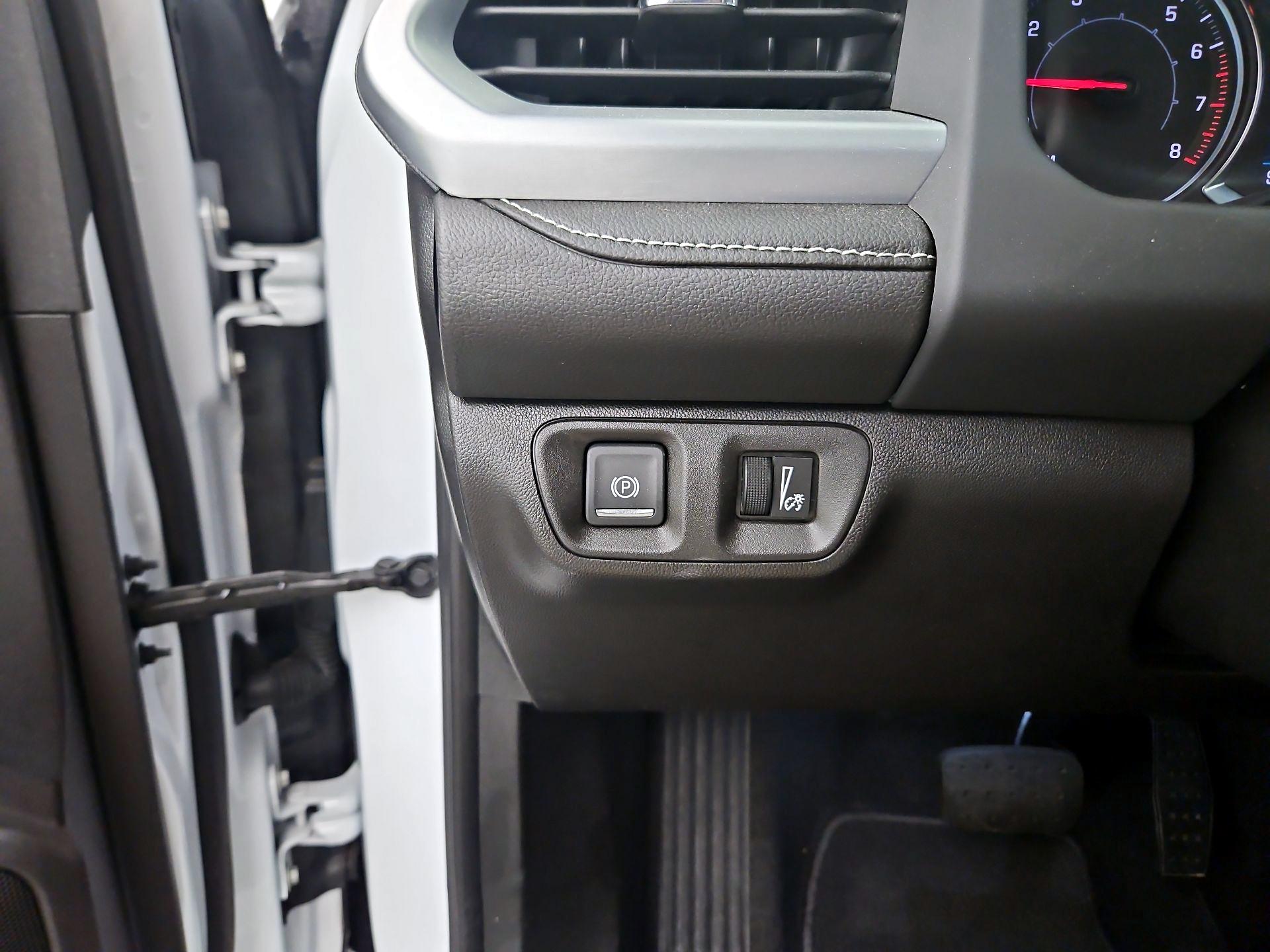 Thumbnail: 2023 GMC Acadia - 13