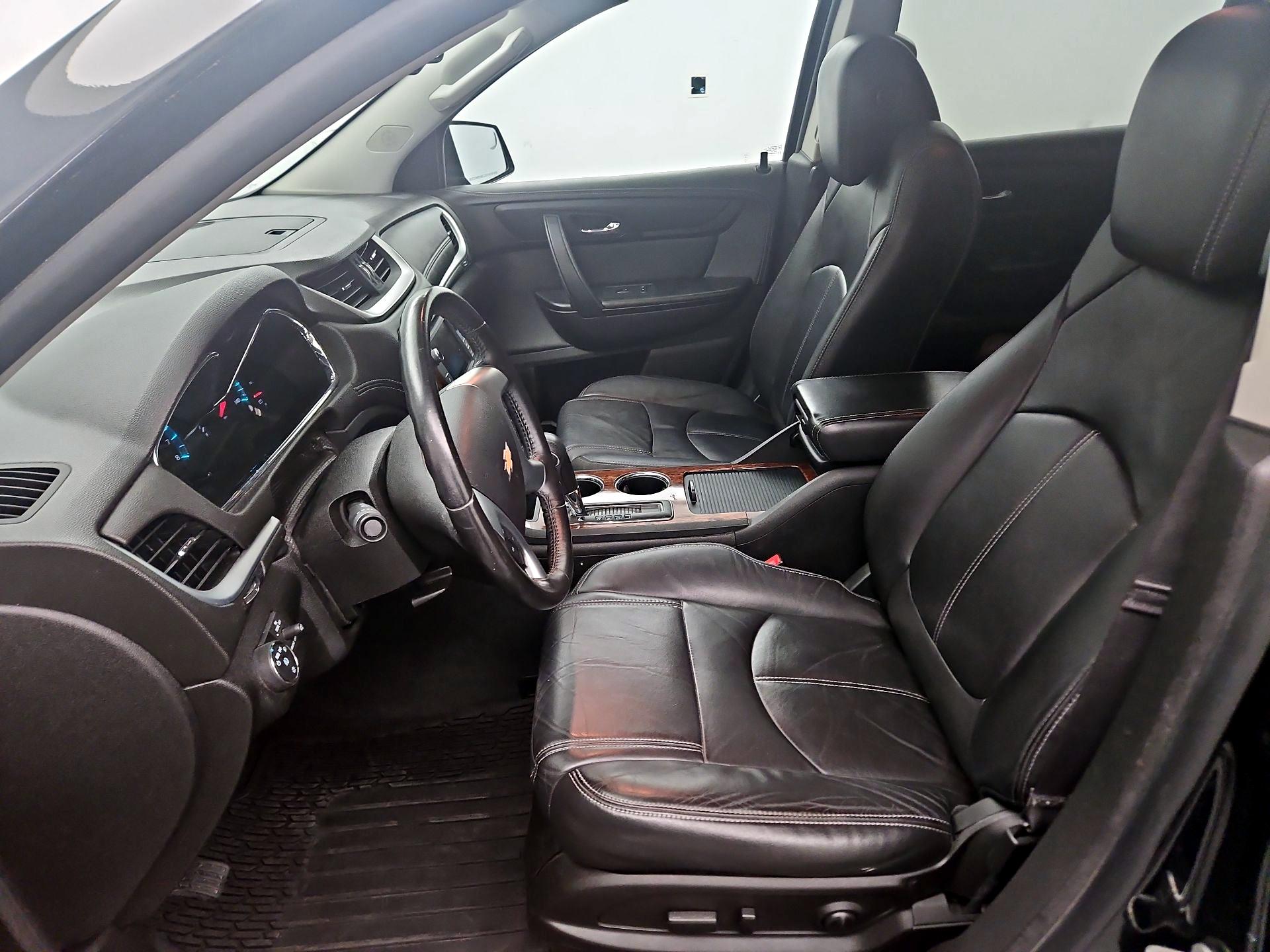 Thumbnail: 2014 Chevrolet Traverse - 11