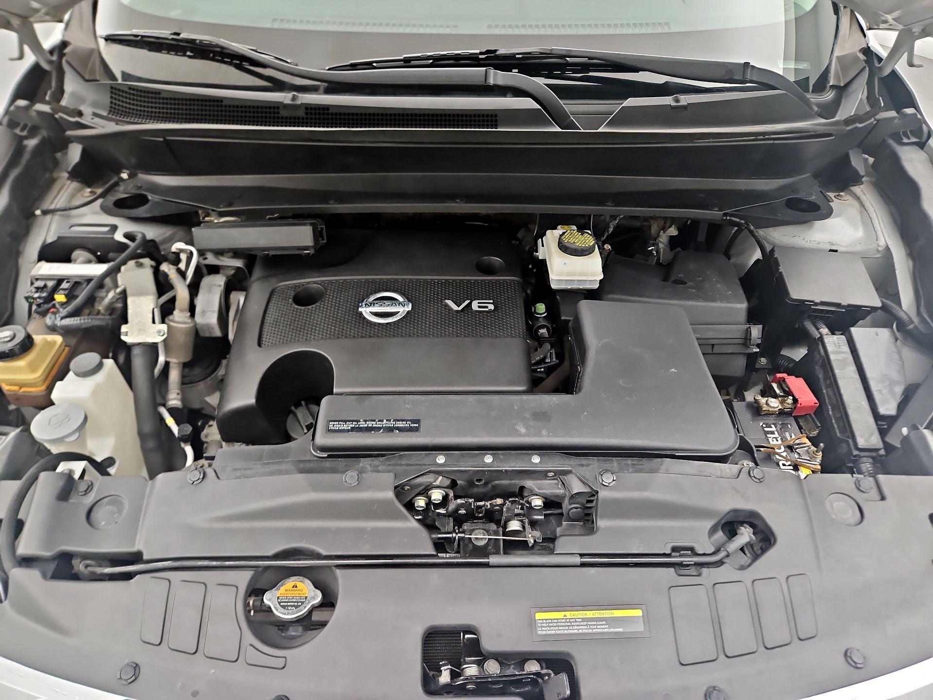 Thumbnail: 2015 Nissan Pathfinder - 20