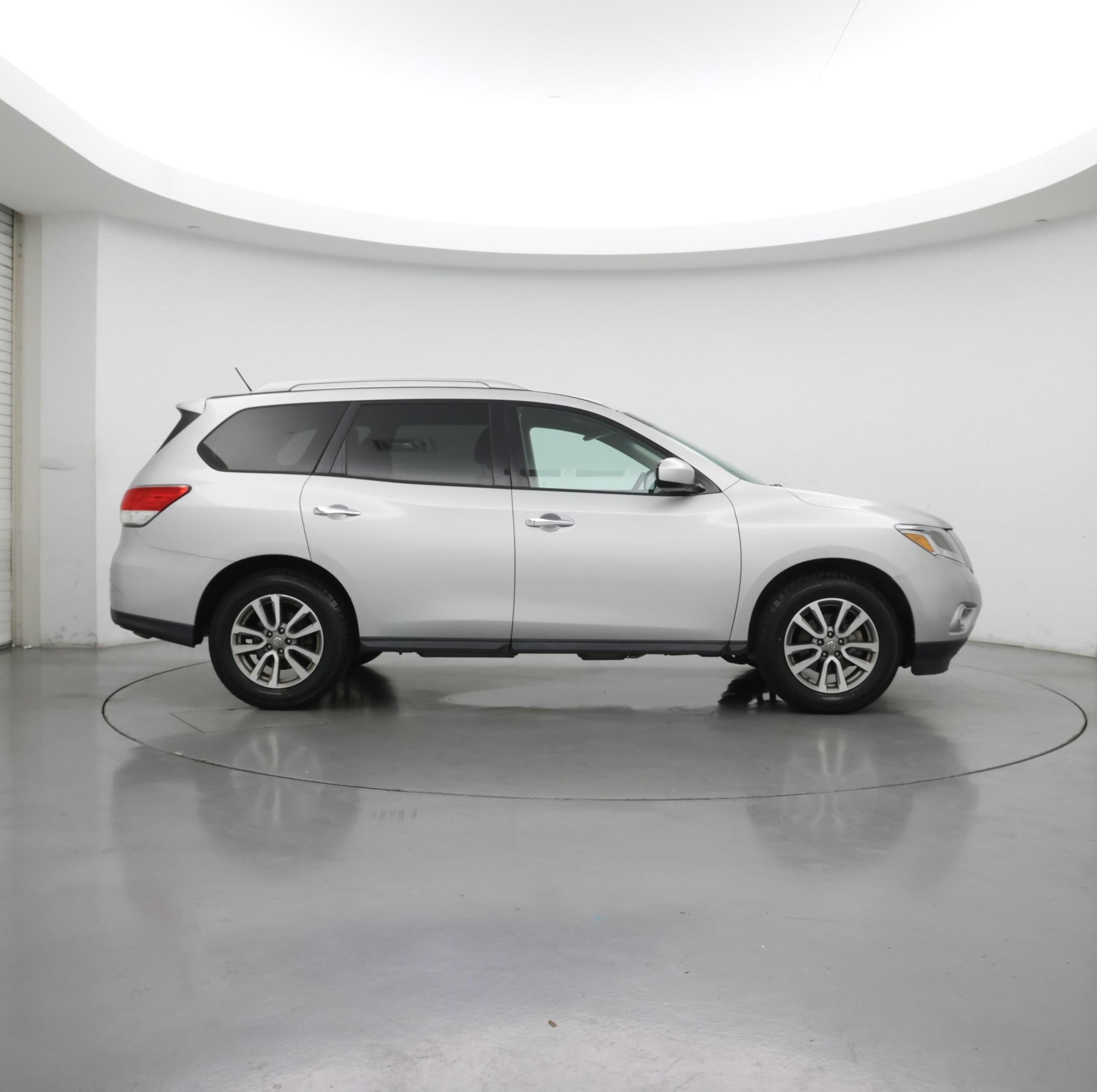Thumbnail: 2015 Nissan Pathfinder - 7