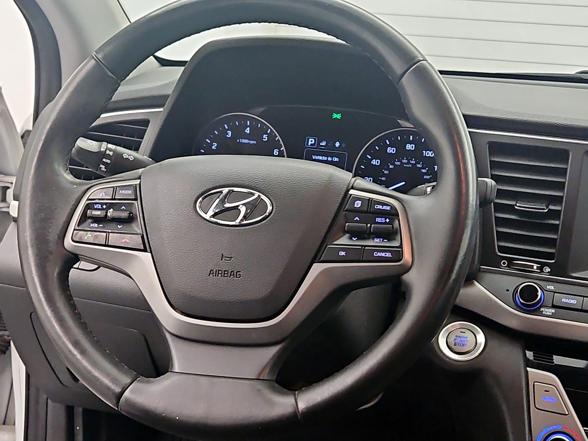 Thumbnail: 2018 Hyundai Elantra - 10