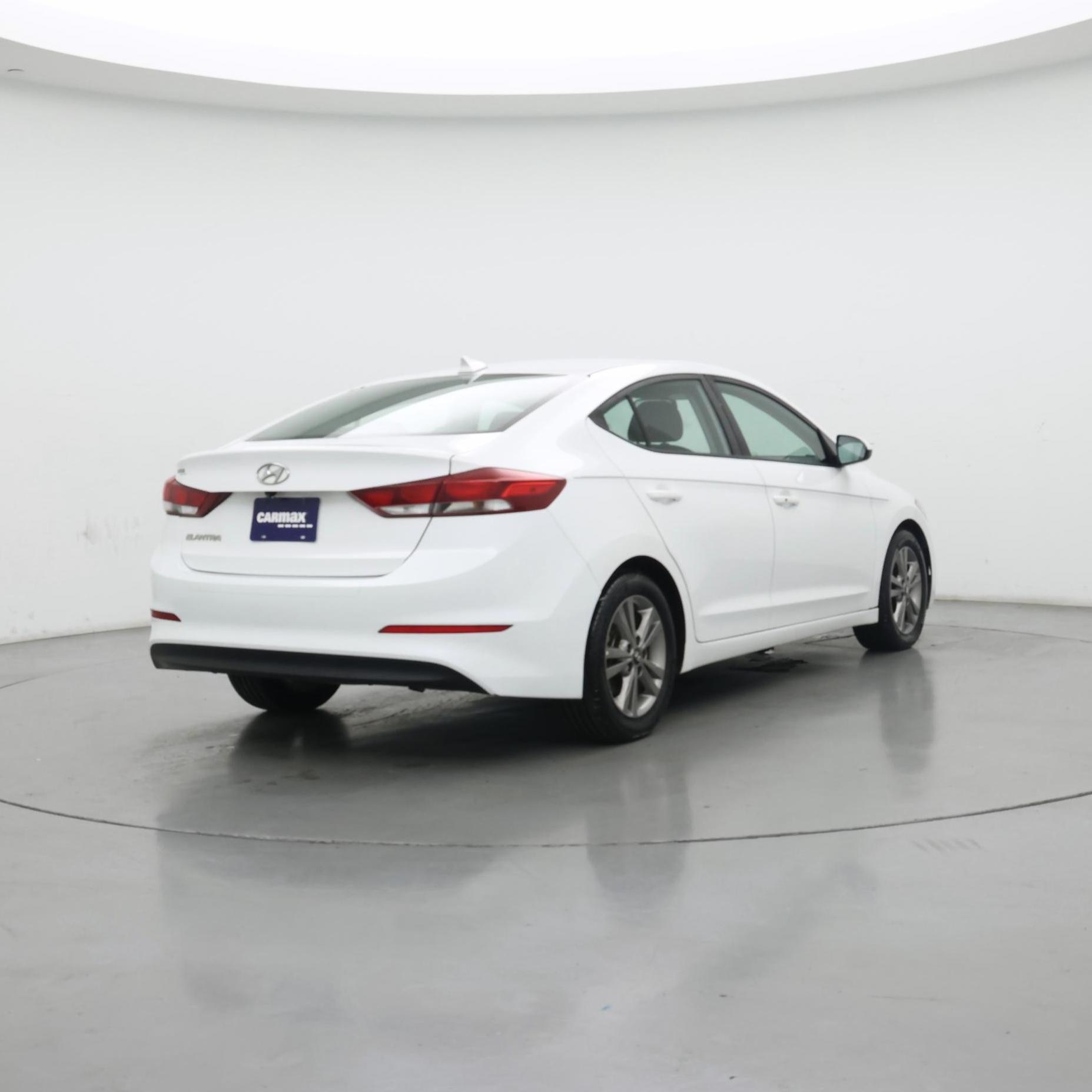 Thumbnail: 2018 Hyundai Elantra - 8