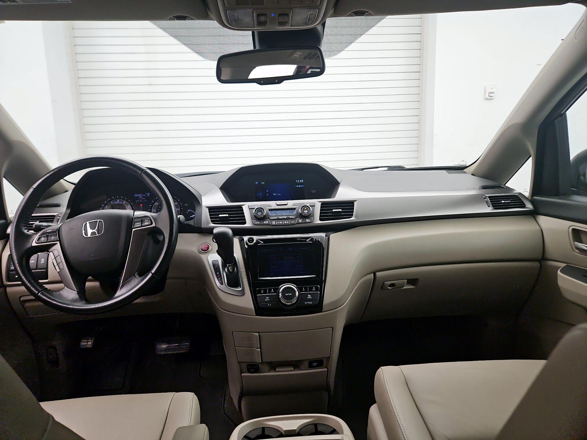Thumbnail: 2015 Honda Odyssey - 9