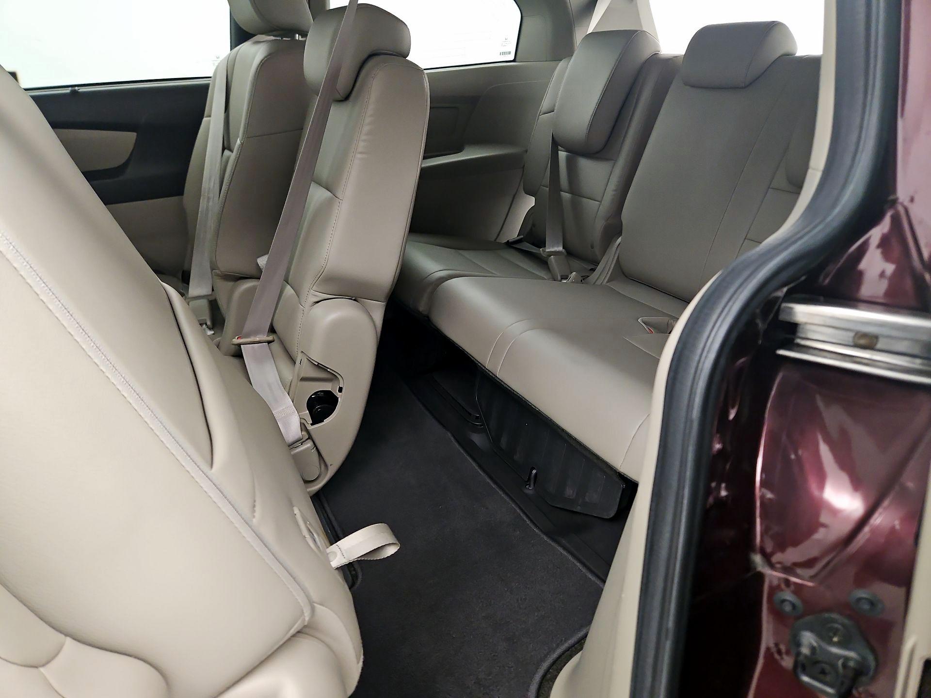 Thumbnail: 2015 Honda Odyssey - 20