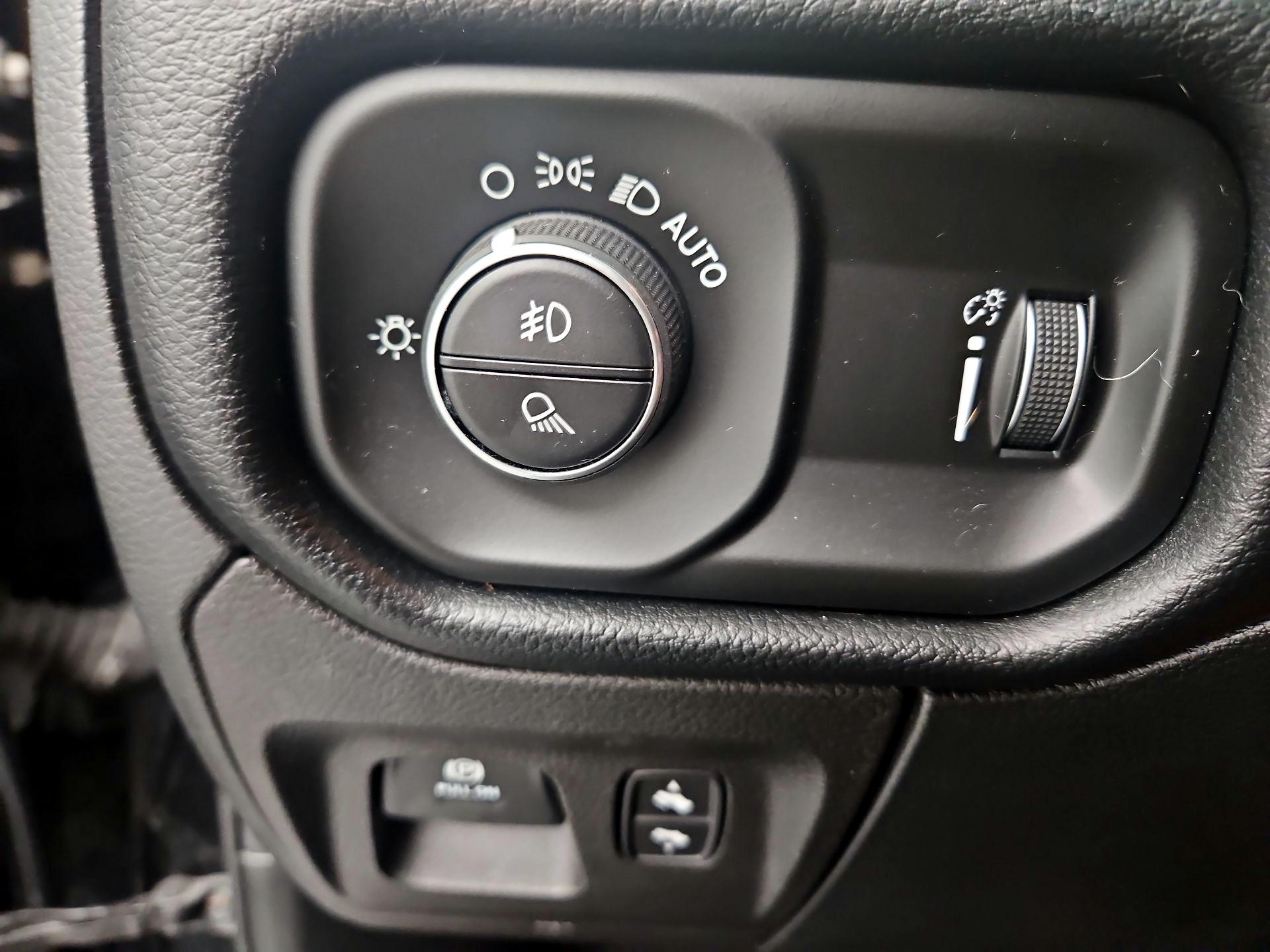 Thumbnail: 2021 RAM 1500 - 13
