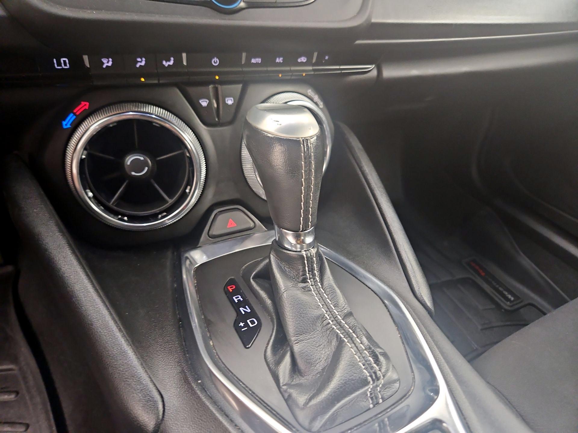 Thumbnail: 2020 Chevrolet Camaro - 15