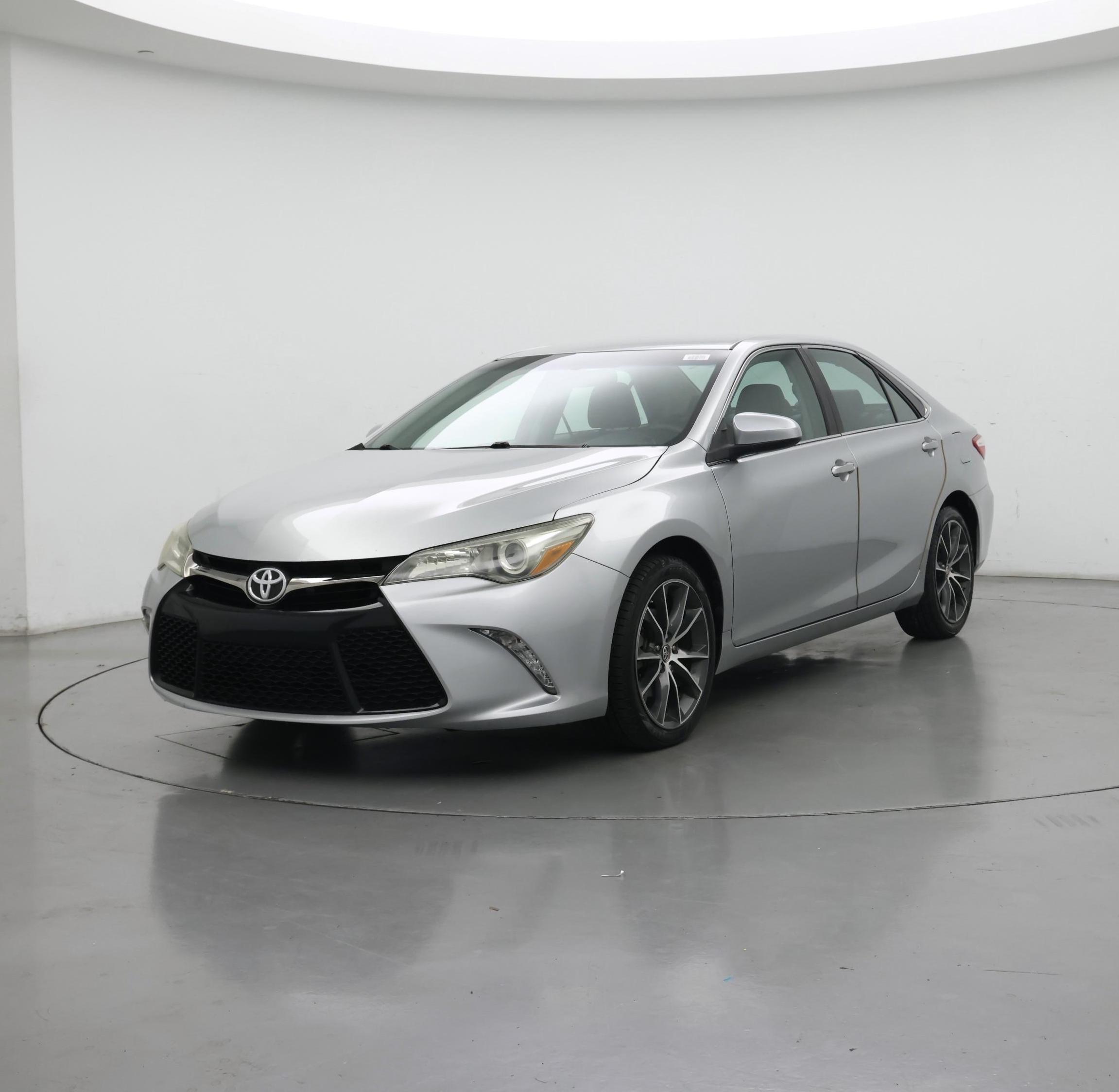 Thumbnail: 2015 Toyota Camry - 4