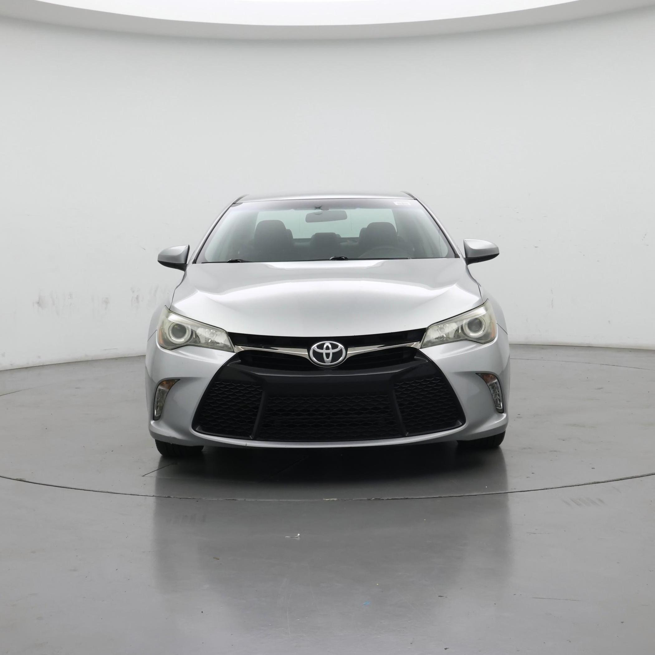 Thumbnail: 2015 Toyota Camry - 5