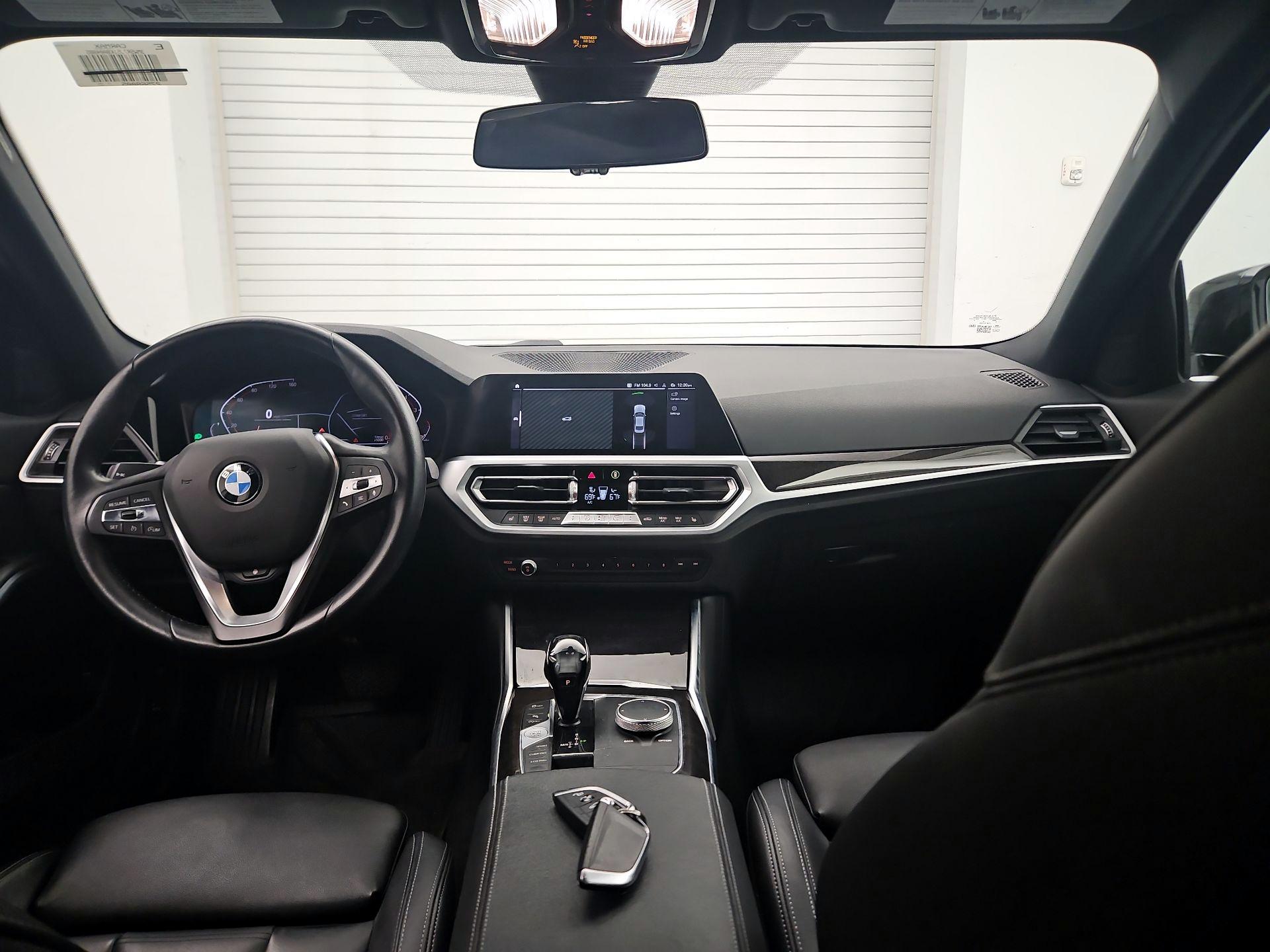 Thumbnail: 2019 BMW 3 Series - 9