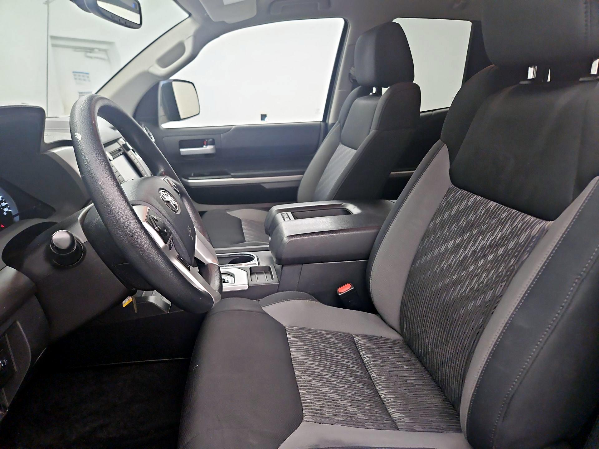 Thumbnail: 2018 Toyota Tundra - 11