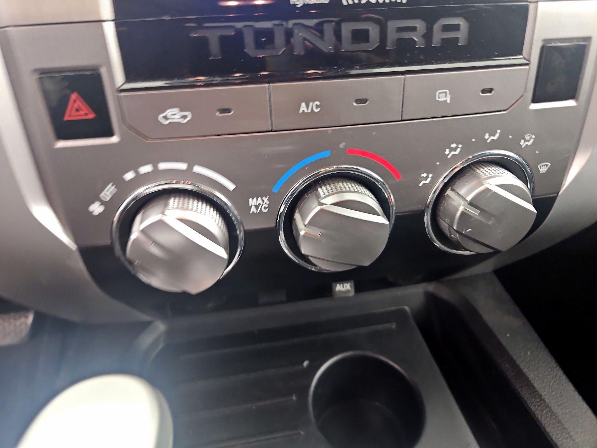 Thumbnail: 2018 Toyota Tundra - 16