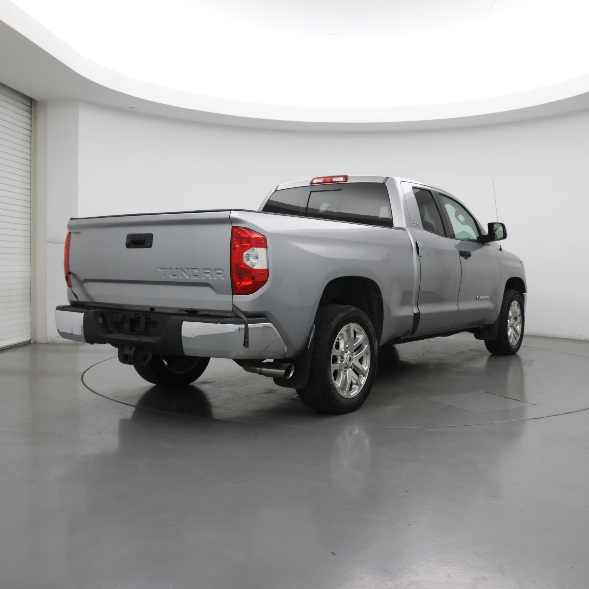 Thumbnail: 2018 Toyota Tundra - 8