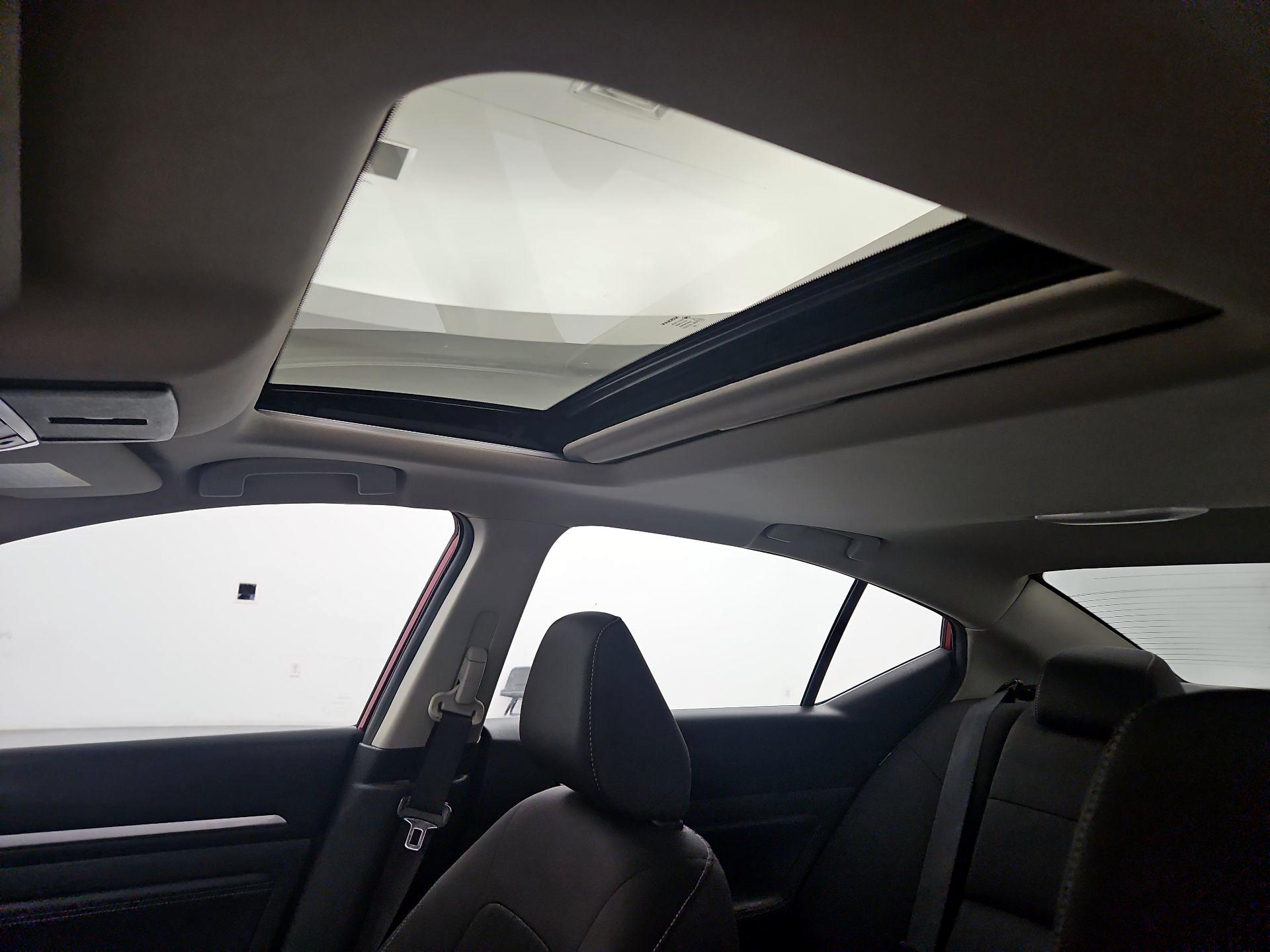 Thumbnail: 2020 Nissan Altima - 19