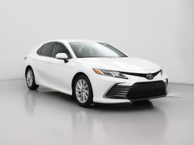 White 2022 Toyota Camry LE