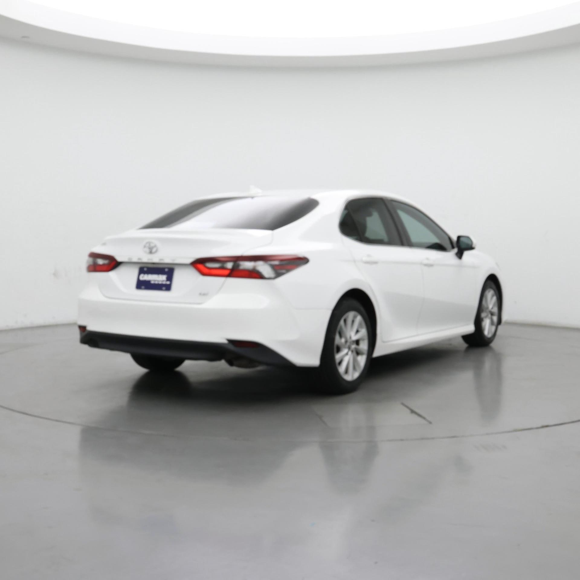 Thumbnail: 2022 Toyota Camry - 8