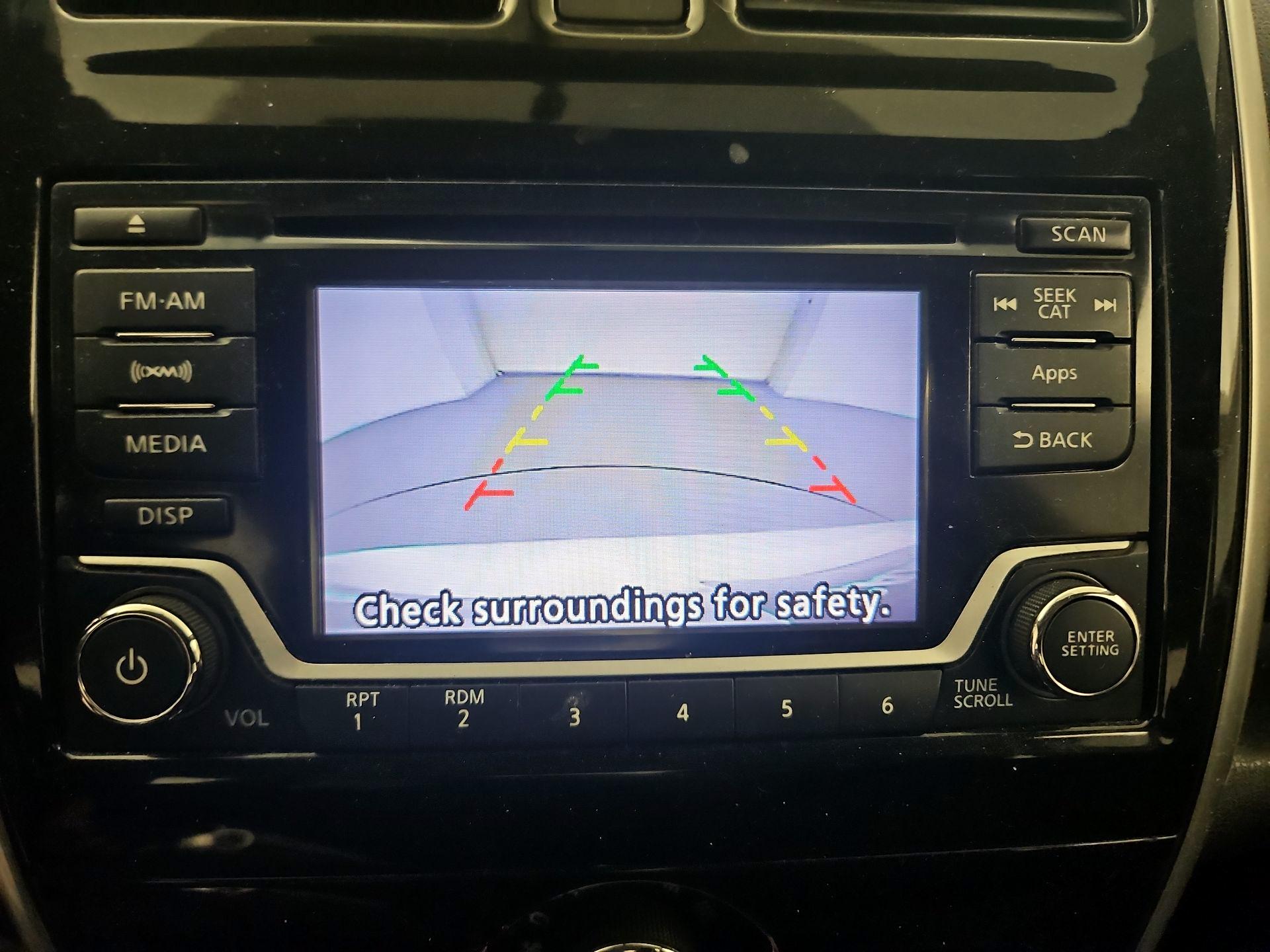 Thumbnail: 2016 Nissan Versa Note - 14