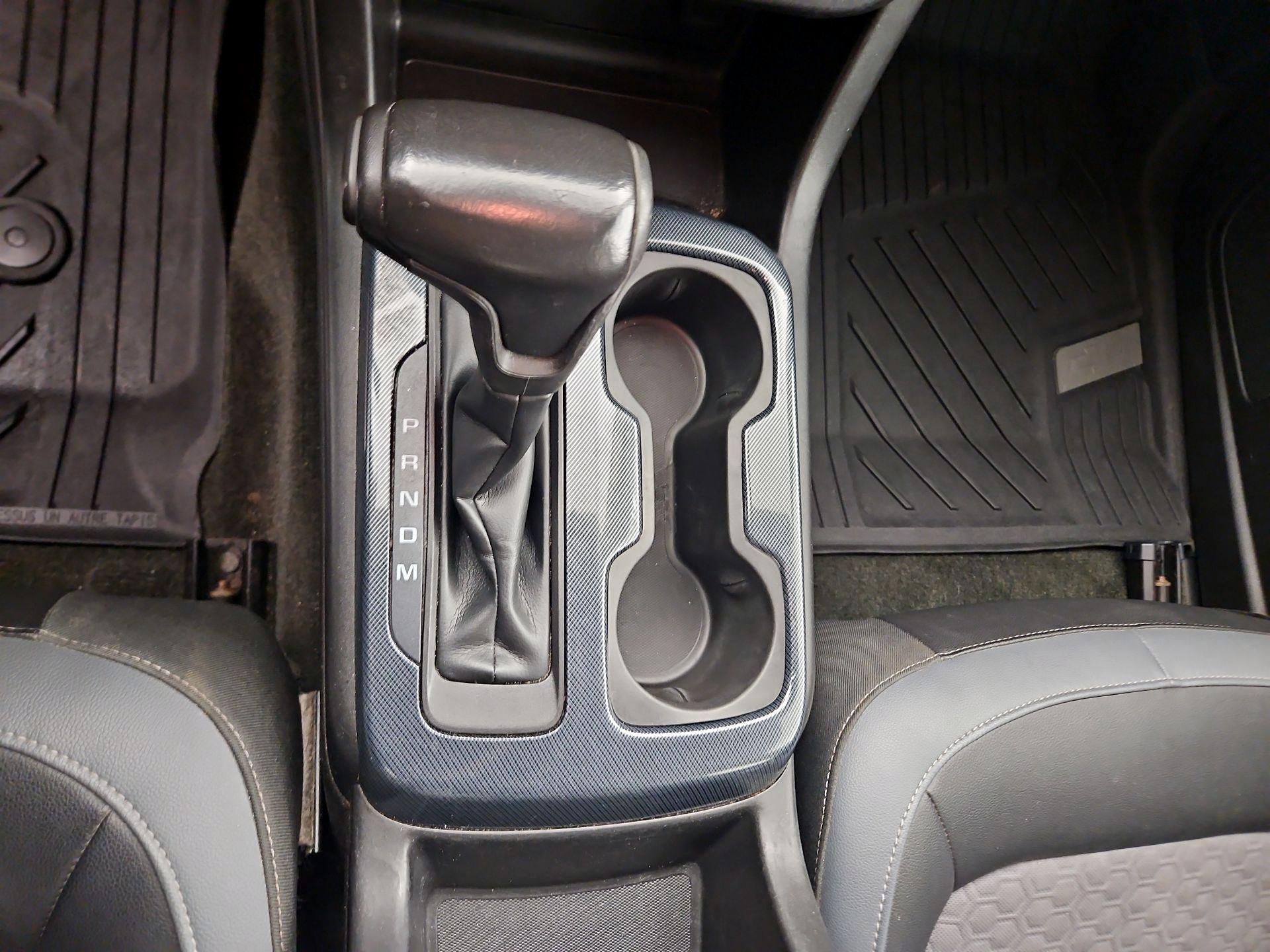Thumbnail: 2016 Chevrolet Colorado - 17