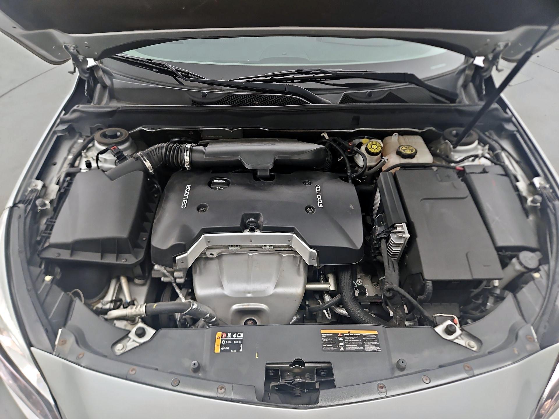 Thumbnail: 2016 Chevrolet Malibu - 18