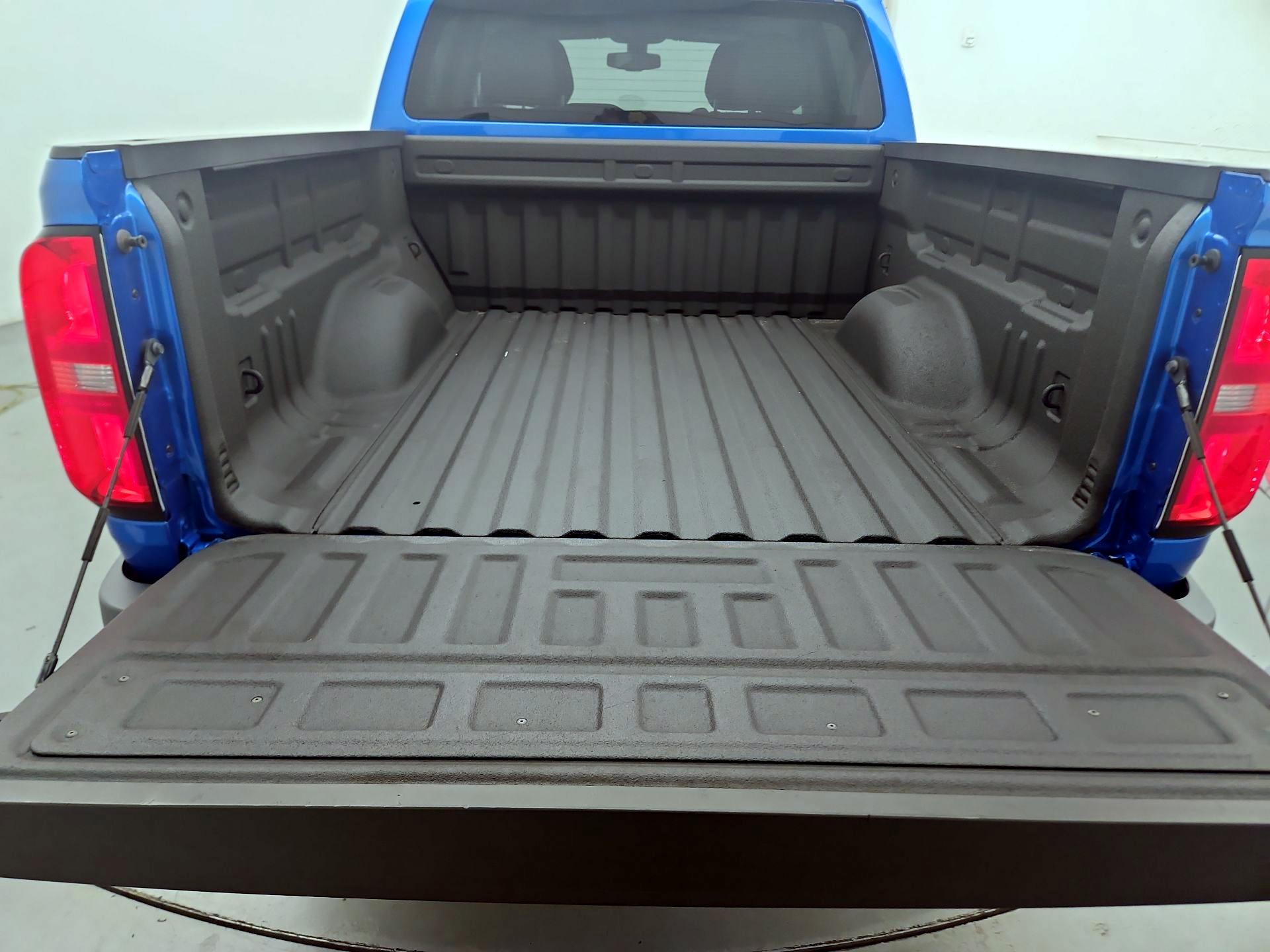 Thumbnail: 2021 Chevrolet Colorado - 17