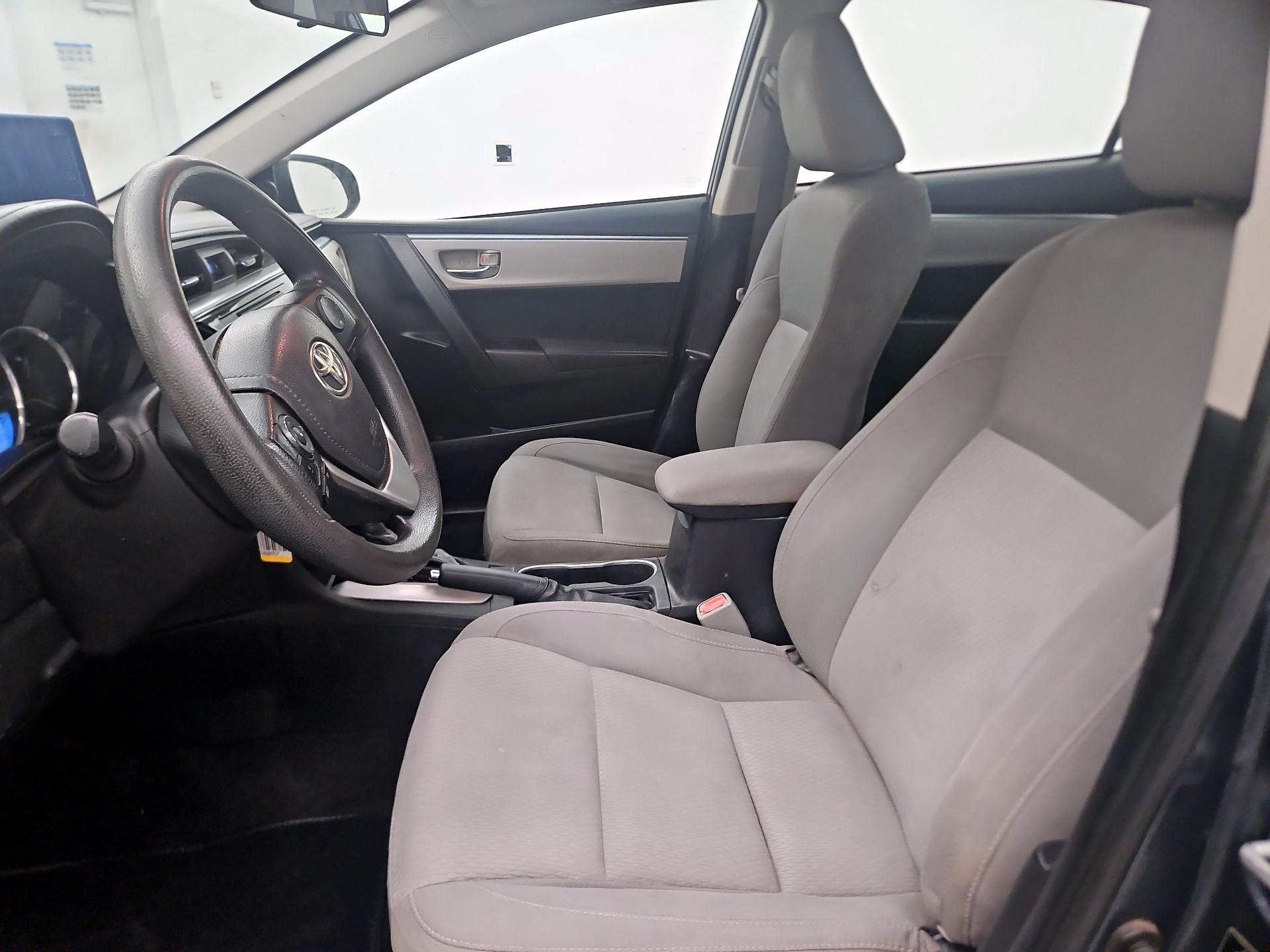 Thumbnail: 2015 Toyota Corolla - 11