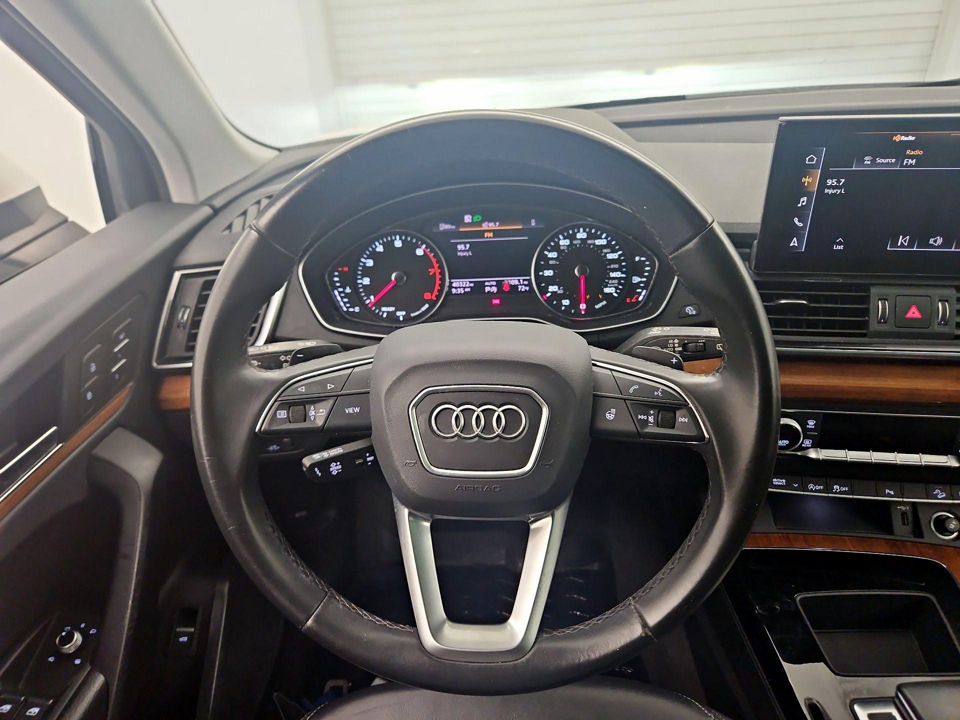 Thumbnail: 2023 Audi Q5 - 10
