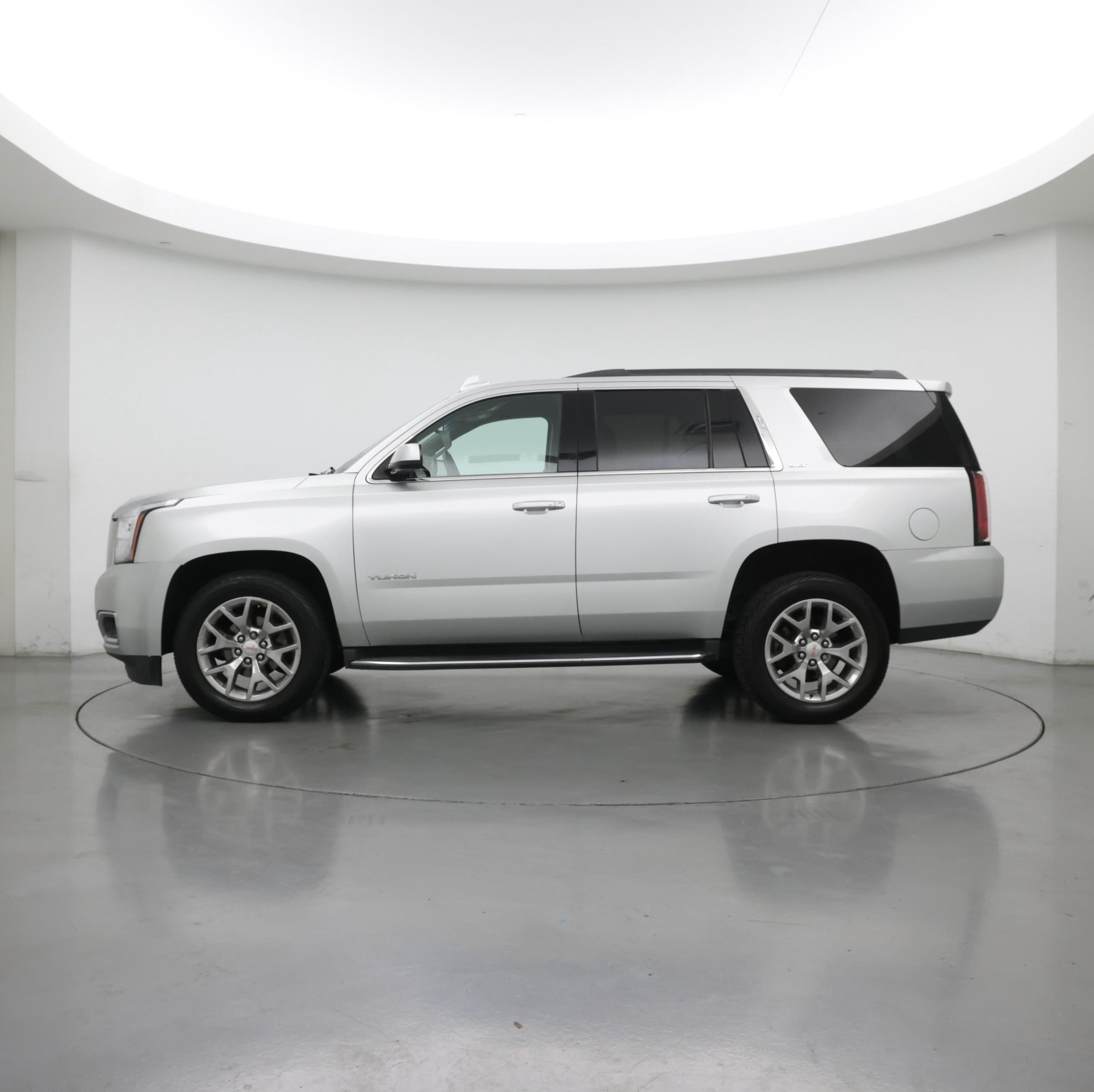 Thumbnail: 2018 GMC Yukon - 3