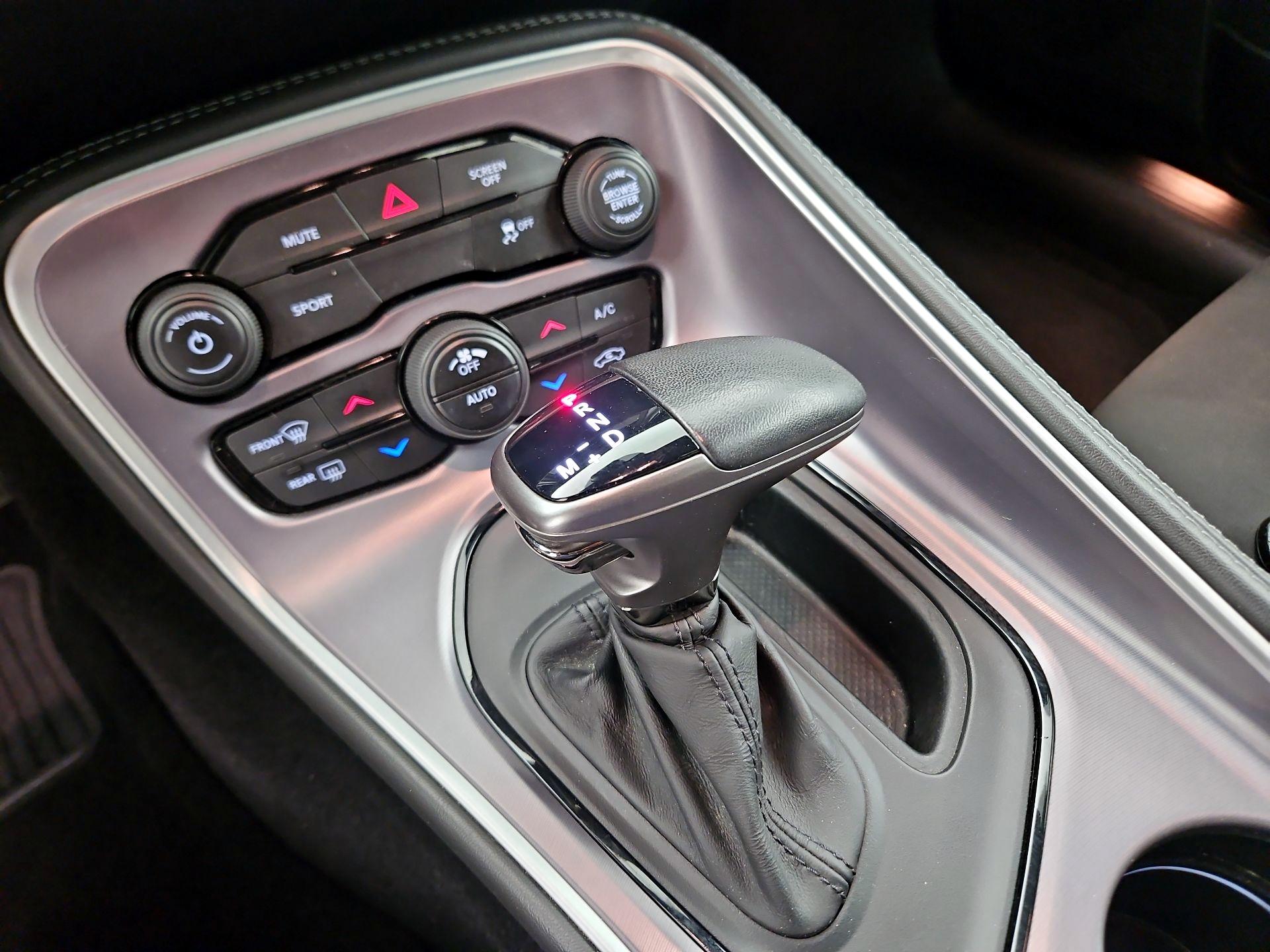 Thumbnail: 2019 Dodge Challenger - 15