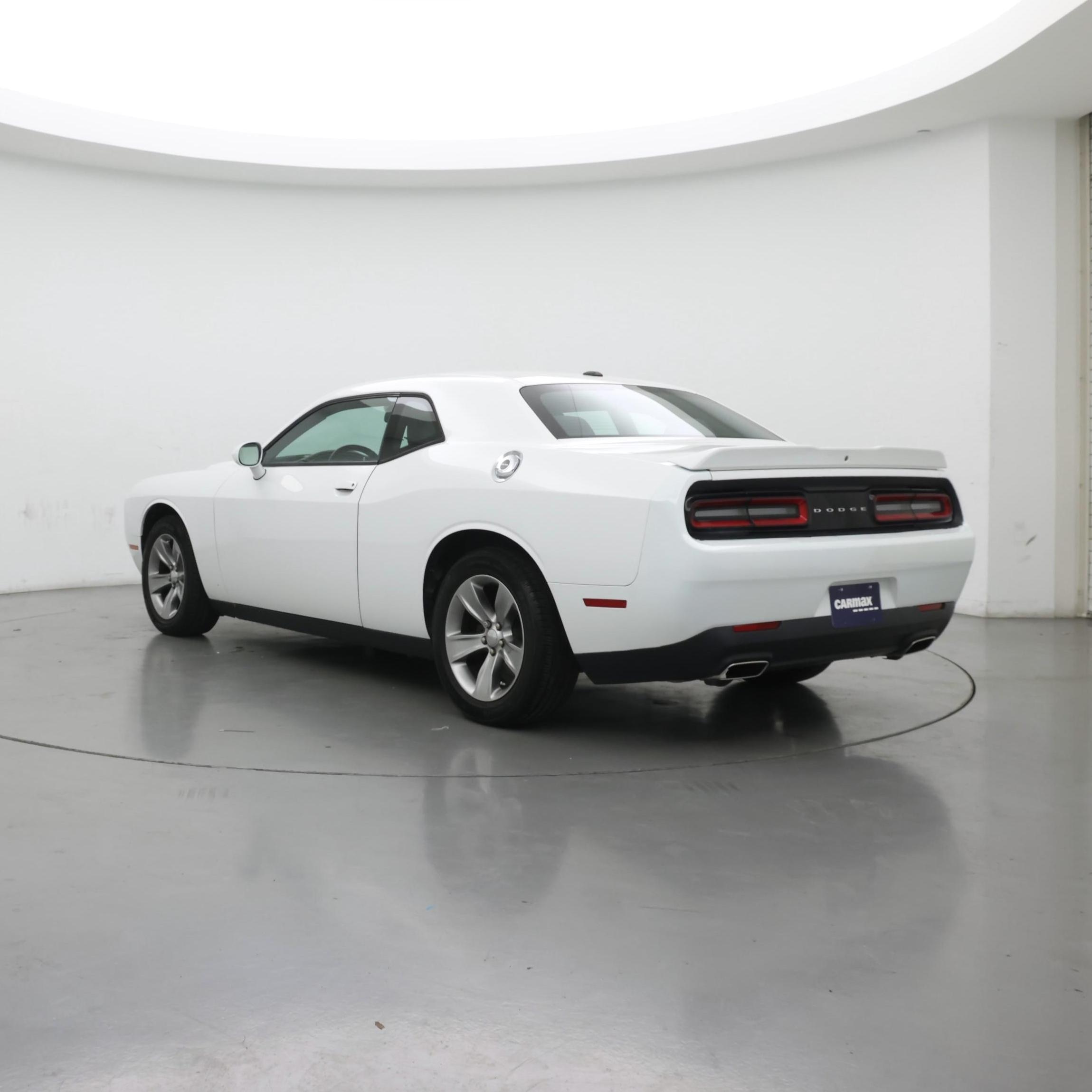 Thumbnail: 2019 Dodge Challenger - 2