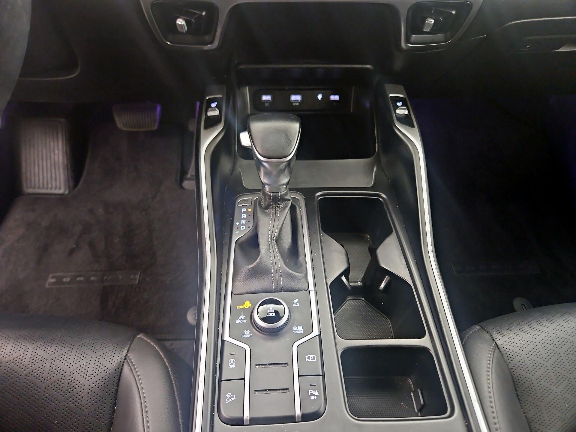Thumbnail: 2023 Kia Sorento - 15