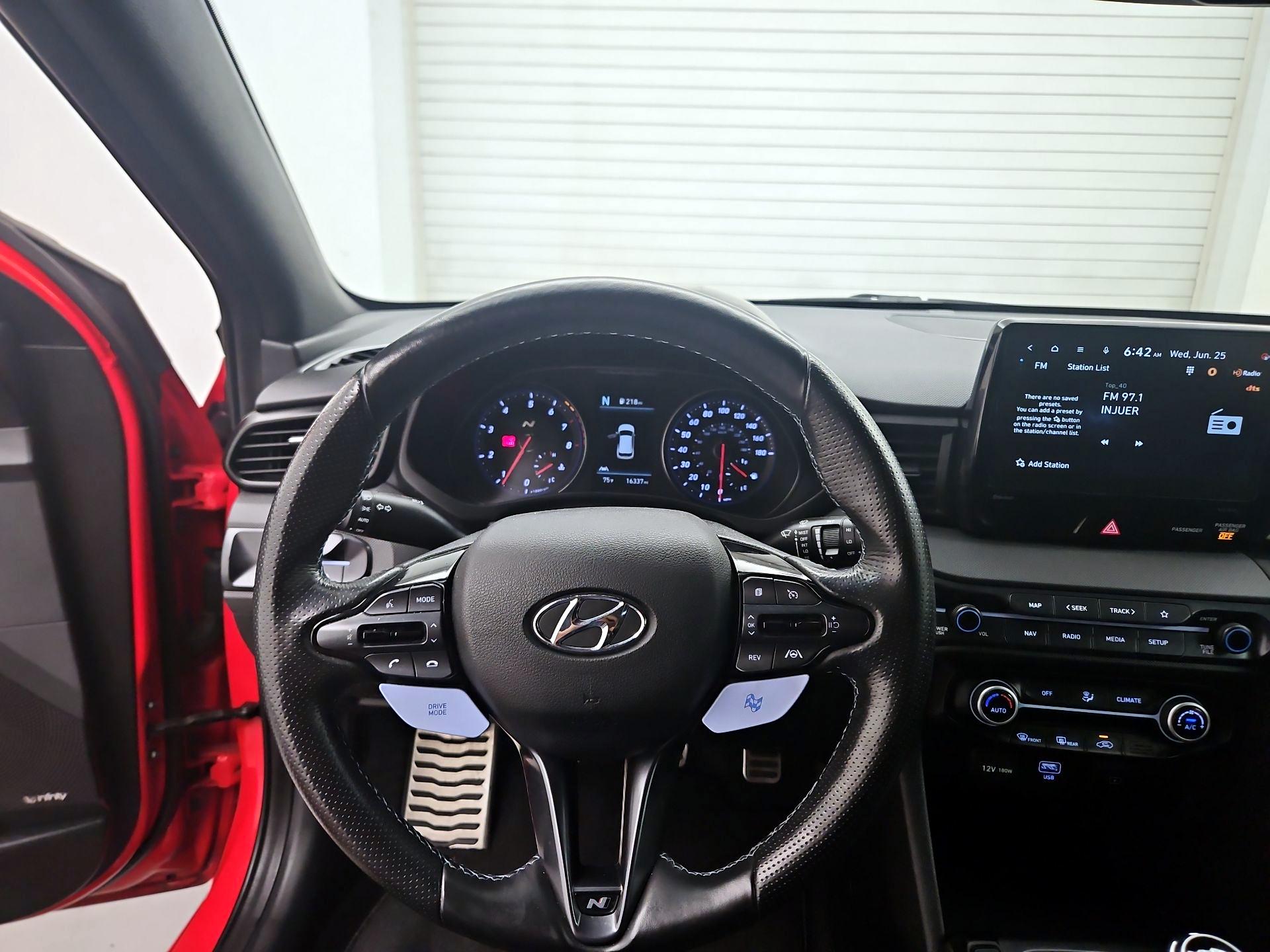 Thumbnail: 2022 Hyundai Veloster - 10